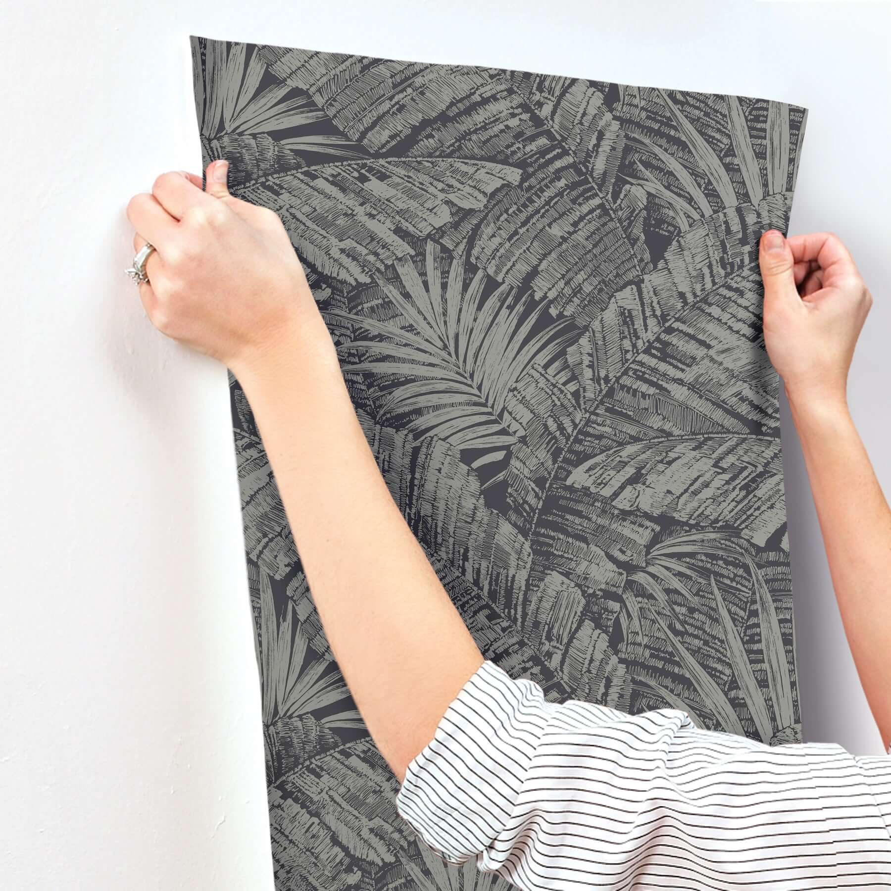 palm-cove-toile-wallpaper-silverblack-york-wallcoverings-rt7923 - York Wallcoverings Wallpaper