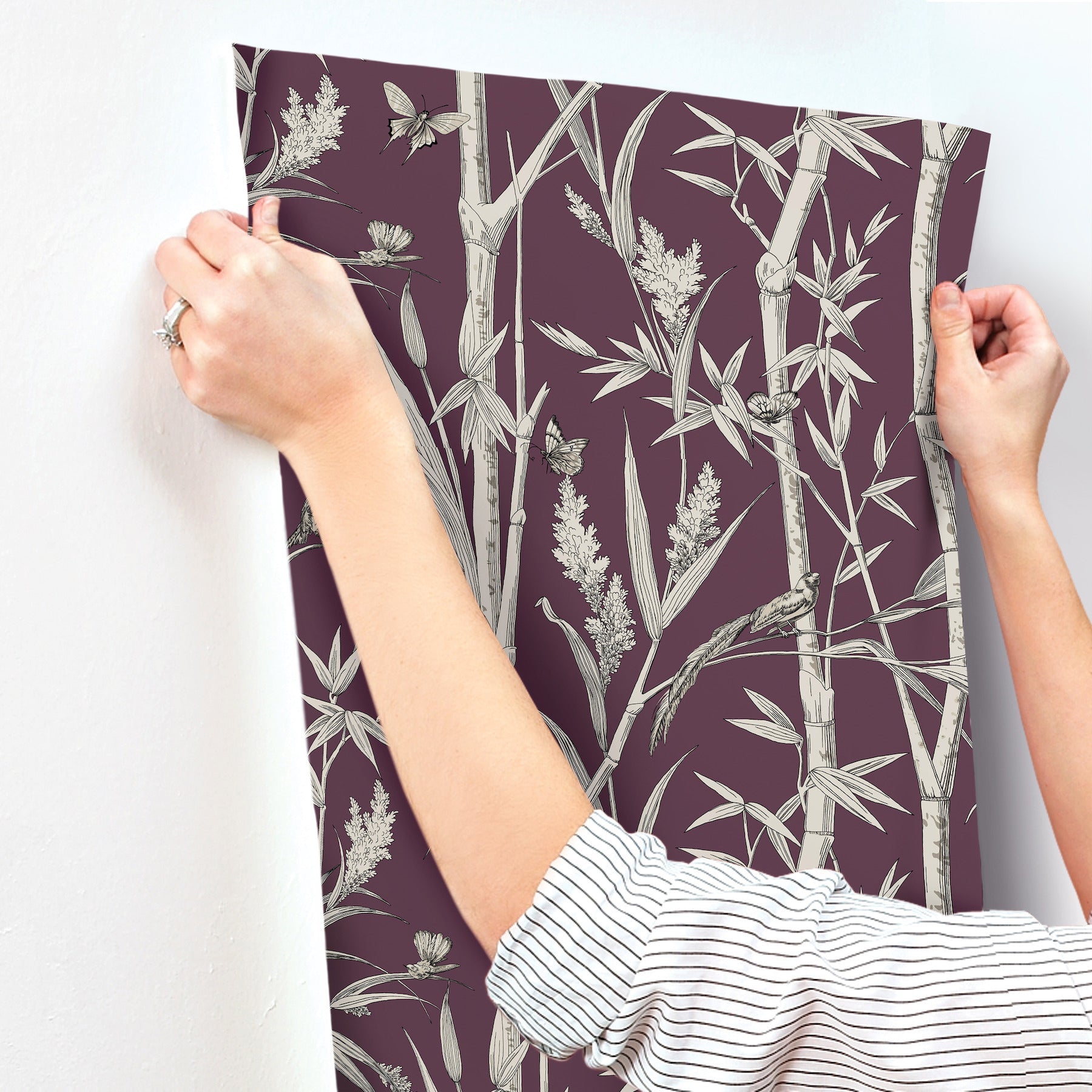 bambou-toile-wallpaper-burgundy-york-wallcoverings-rt7835