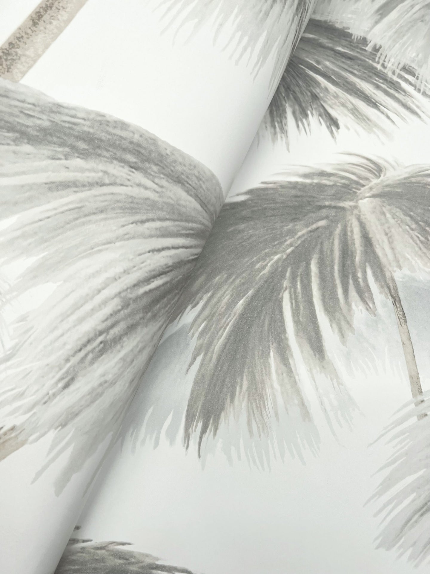 plein-air-palms-wallpaper-black-white-york-wallcoverings-lm5432