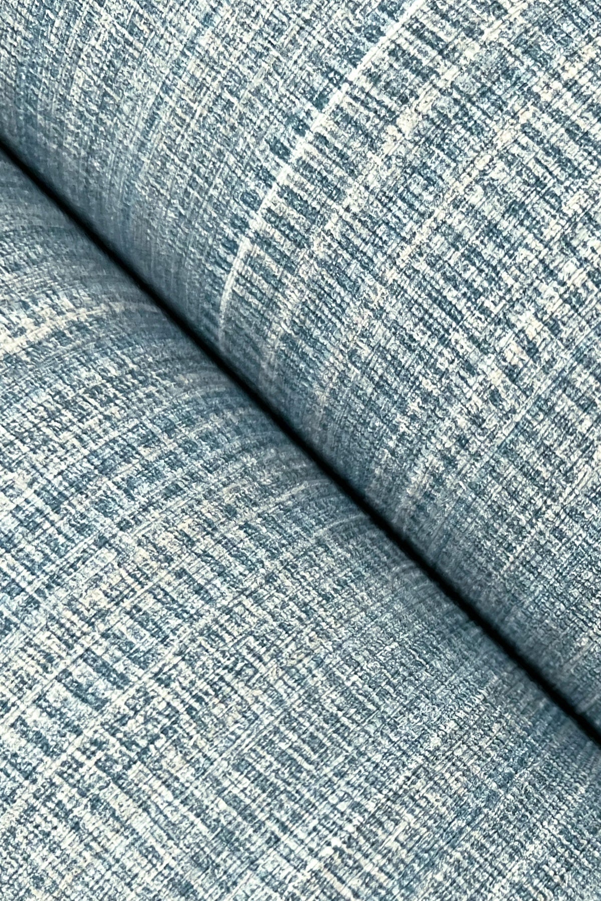 allineate-high-performance-vinyl-wallpaper-ink-york-wallcoverings-ud2527n