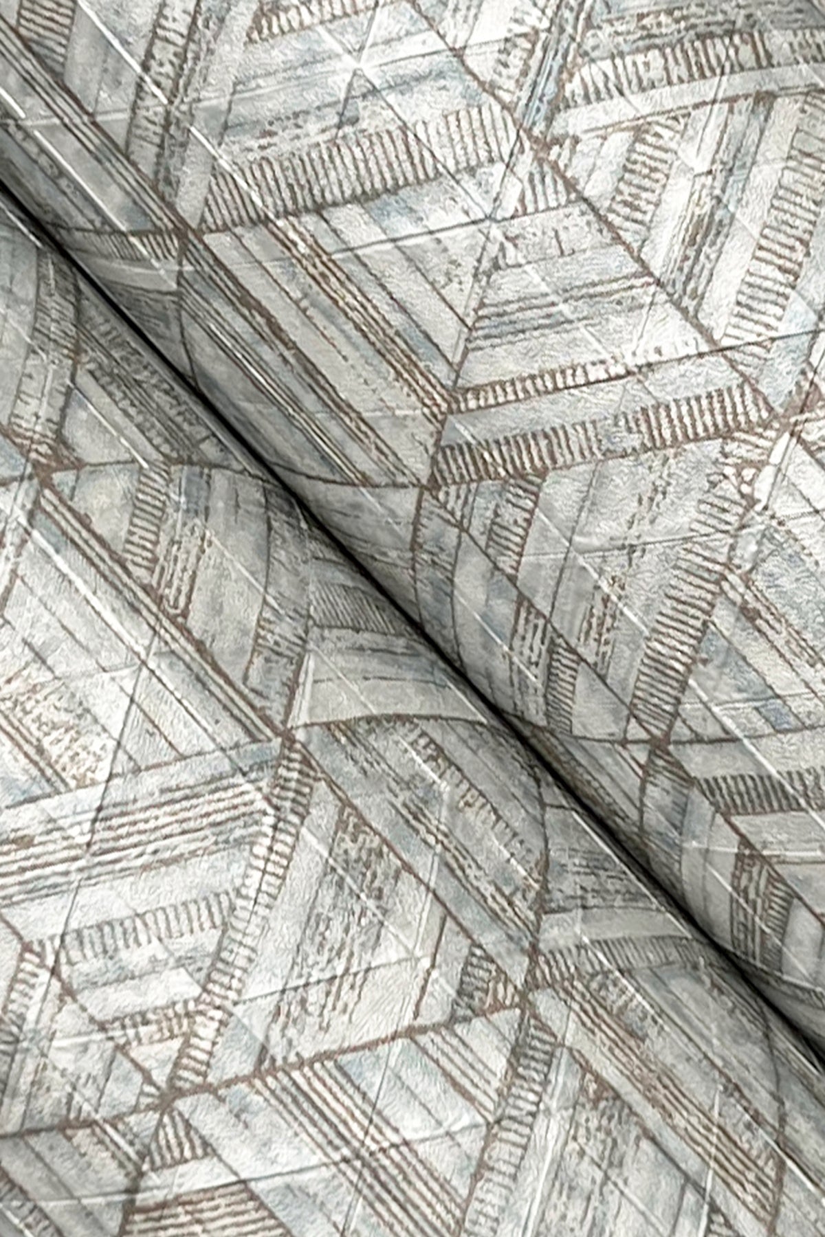 rune-high-performance-vinyl-wallpaper-pewter-york-wallcoverings-ud2584n