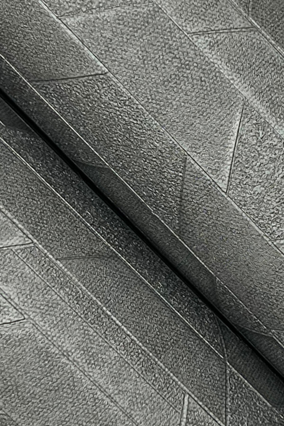 verge-high-performance-vinyl-wallpaper-graphite-york-wallcoverings-ud2593n
