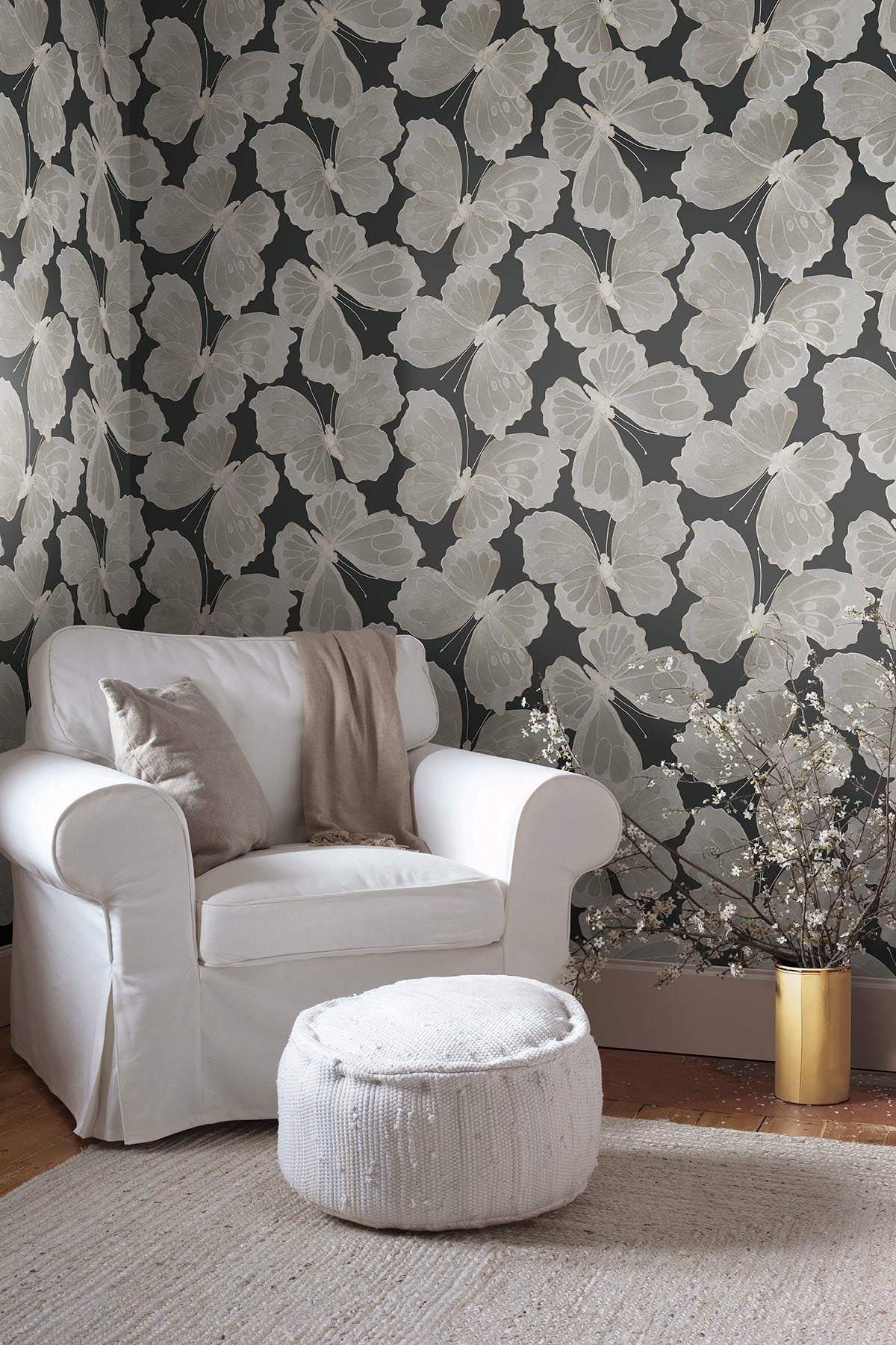 monarch-premium-peel-stick-wallpaper-black-gold-york-wallcoverings-psw1565rl
