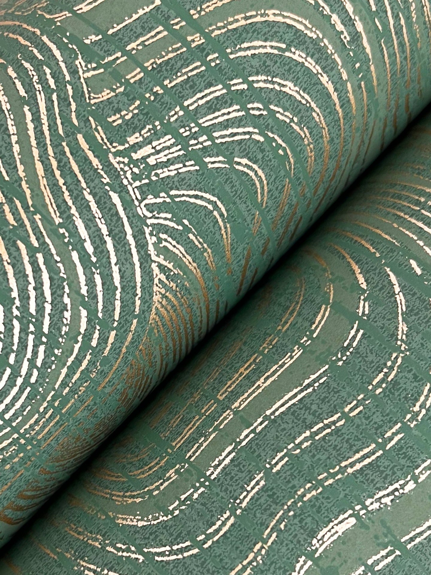 geodes-wallpaper-green-york-wallcoverings-gt4528