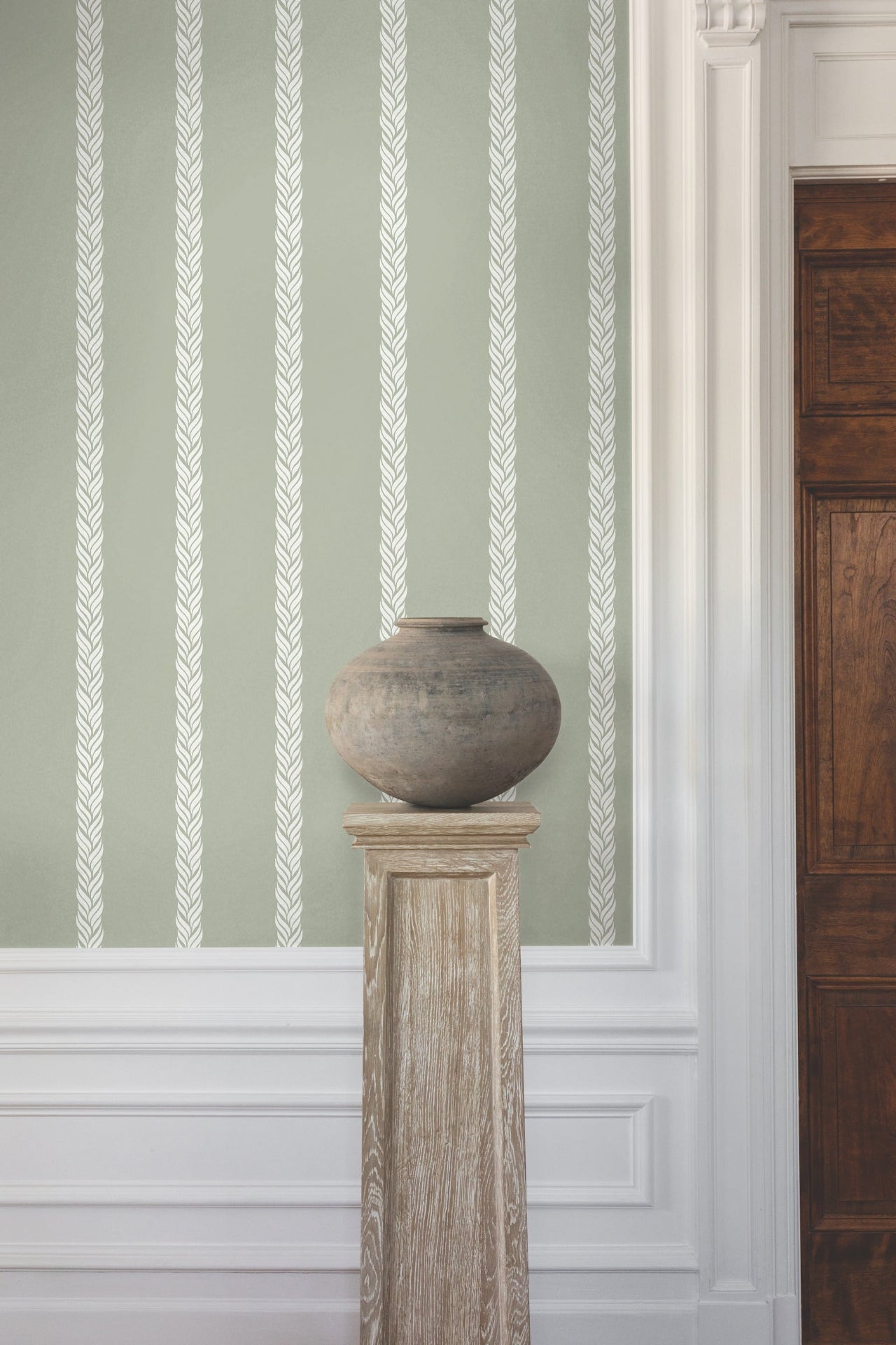 braided-stripe-wallpaper-green-york-wallcoverings-gt4541