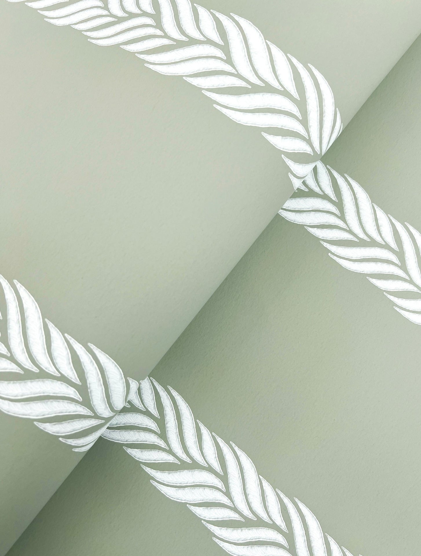 braided-stripe-wallpaper-green-york-wallcoverings-gt4541