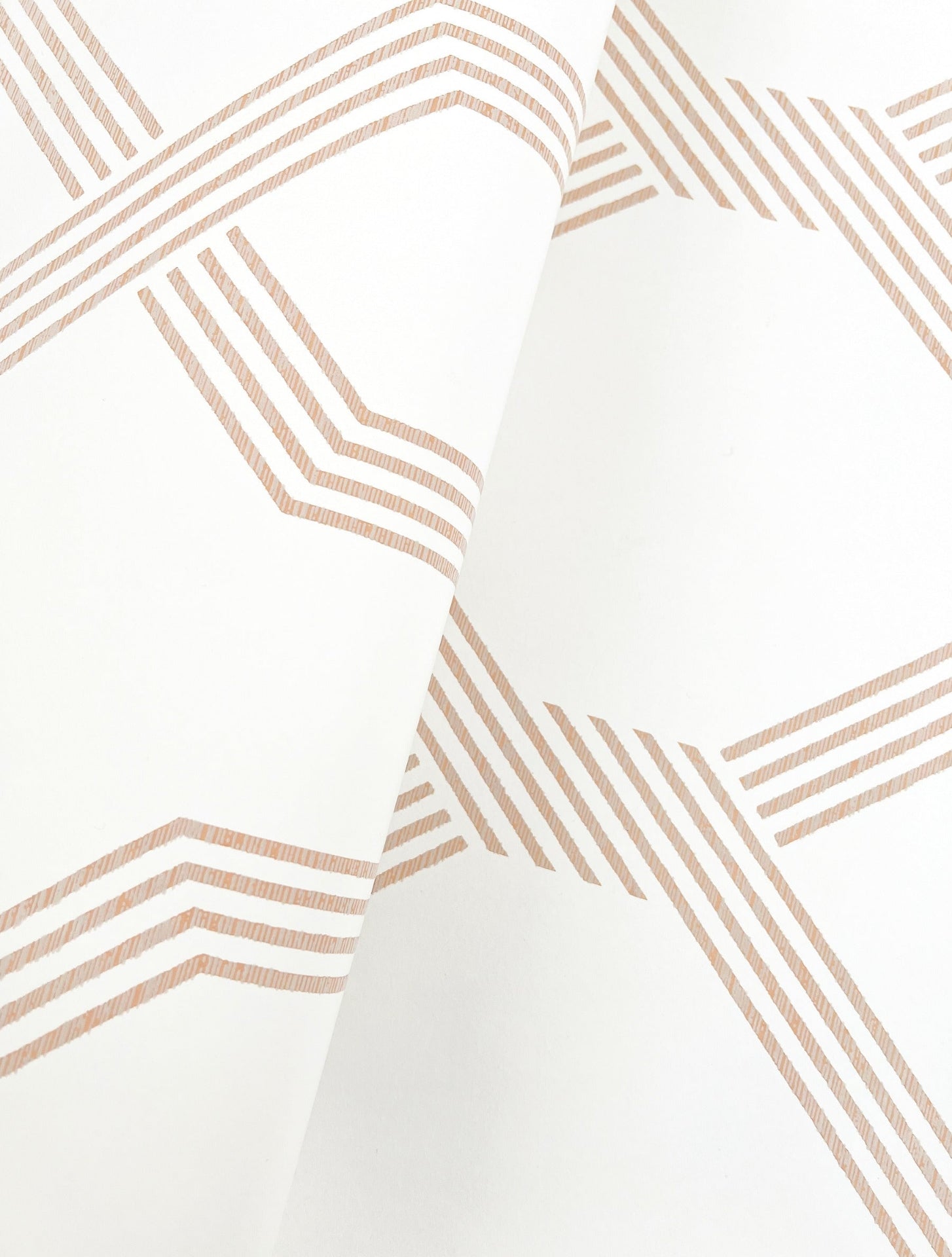 palisade-wallpaper-coral-york-wallcoverings-gt4554