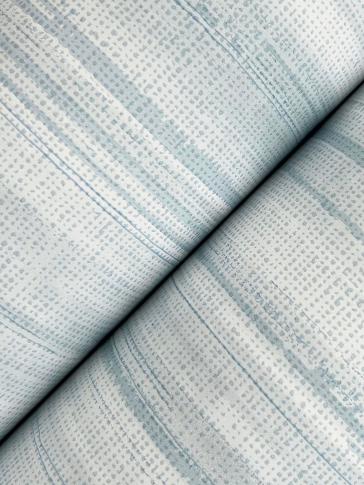 brushed-linen-wallpaper-light-blue-york-wallcoverings-gt4564