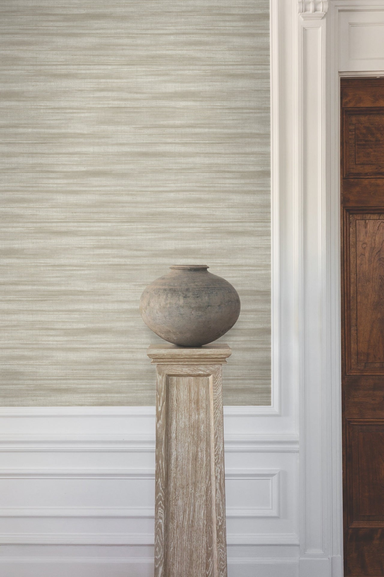 brushed-linen-wallpaper-taupe-york-wallcoverings-gt4566