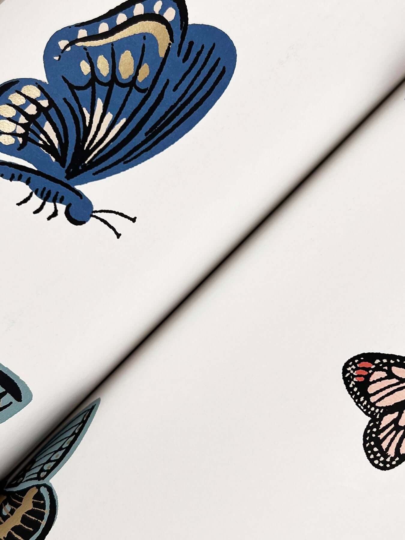 butterfly-house-wallpaper-white-york-wallcoverings-rf7411 - York Wallcoverings Wallpaper