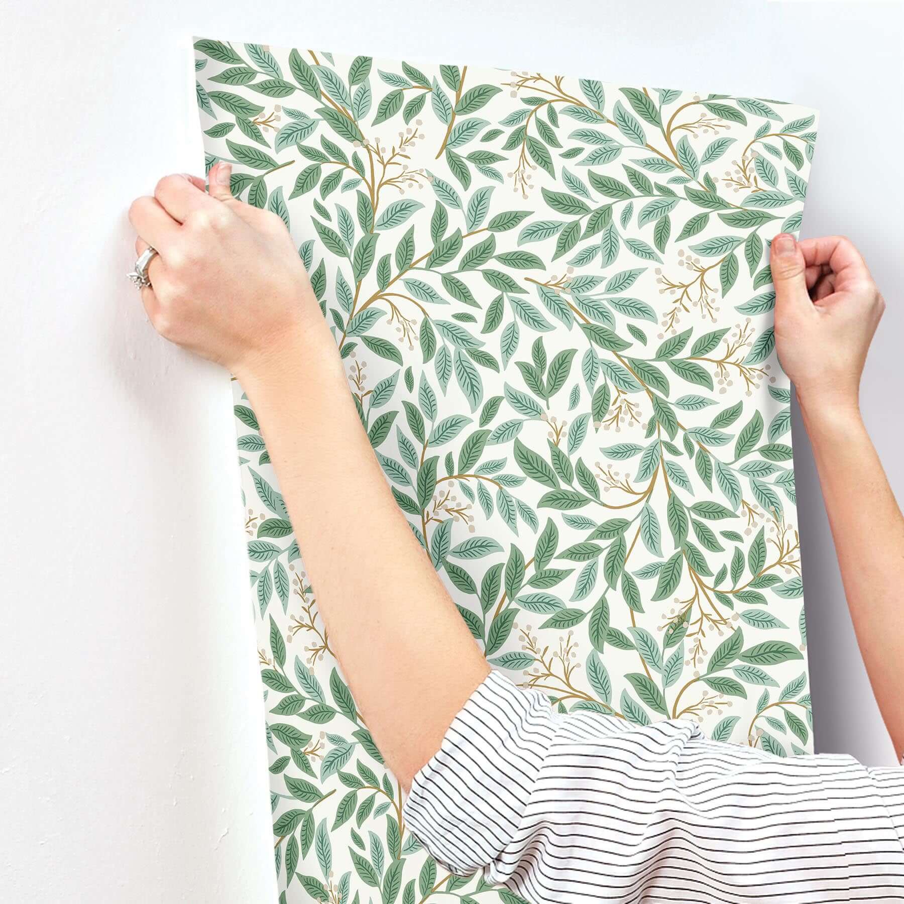 willowberry-wallpaper-emerald-white-york-wallcoverings-rf7464 - York Wallcoverings Wallpaper