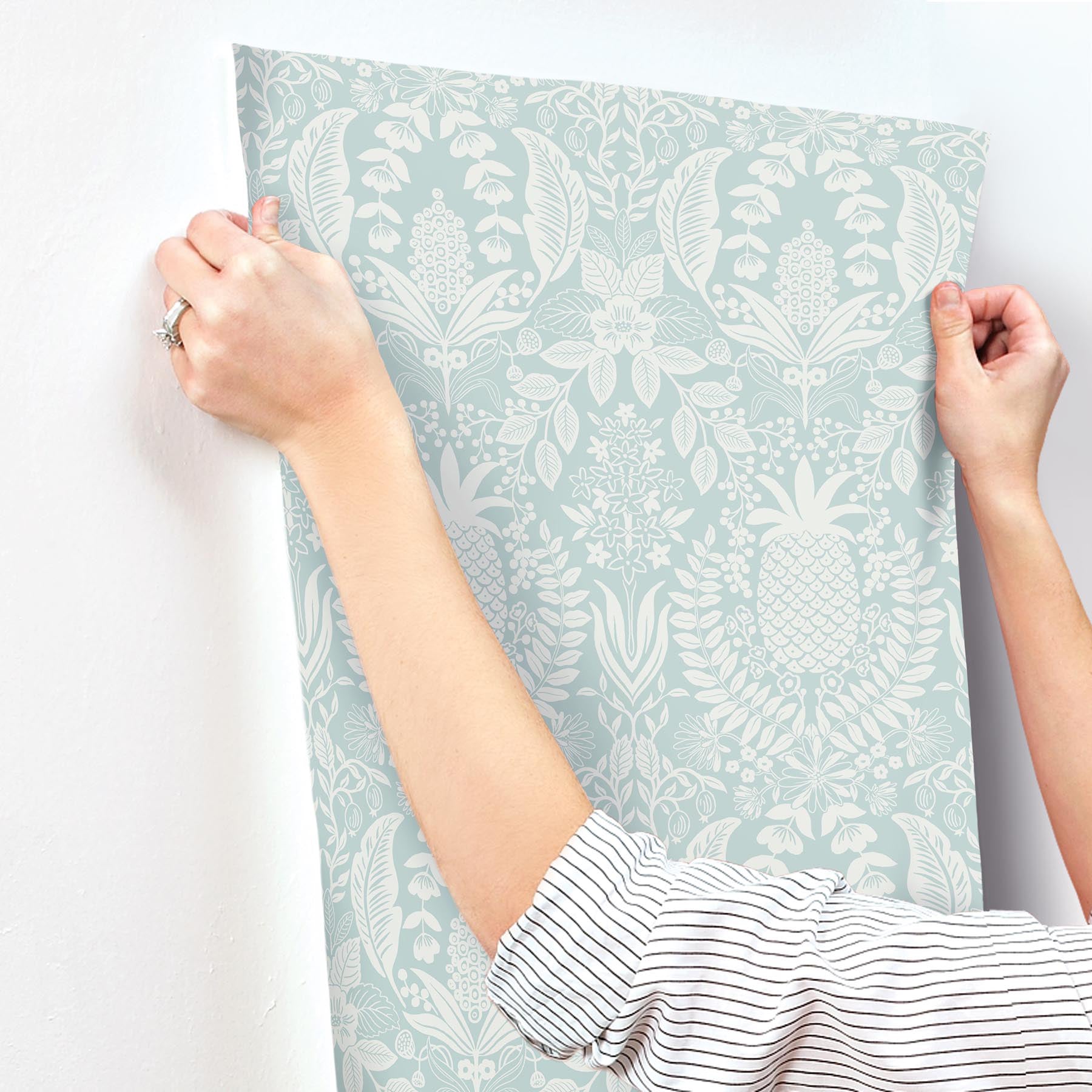 pineapple-damask-wallpaper-light-blue-york-wallcoverings-rf7484
