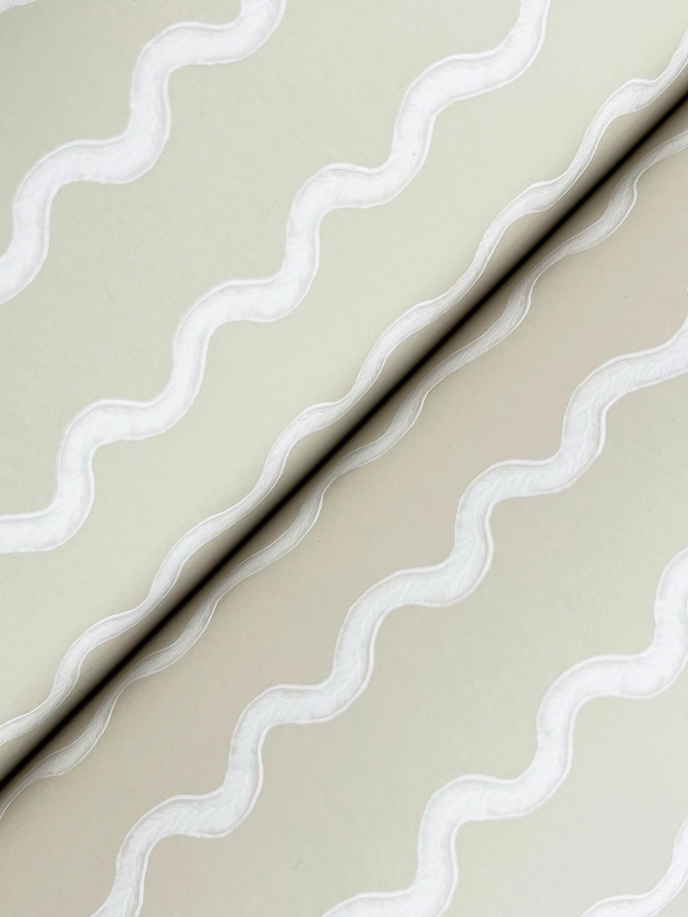 rickrack-wallpaper-linen-york-wallcoverings-rf7554