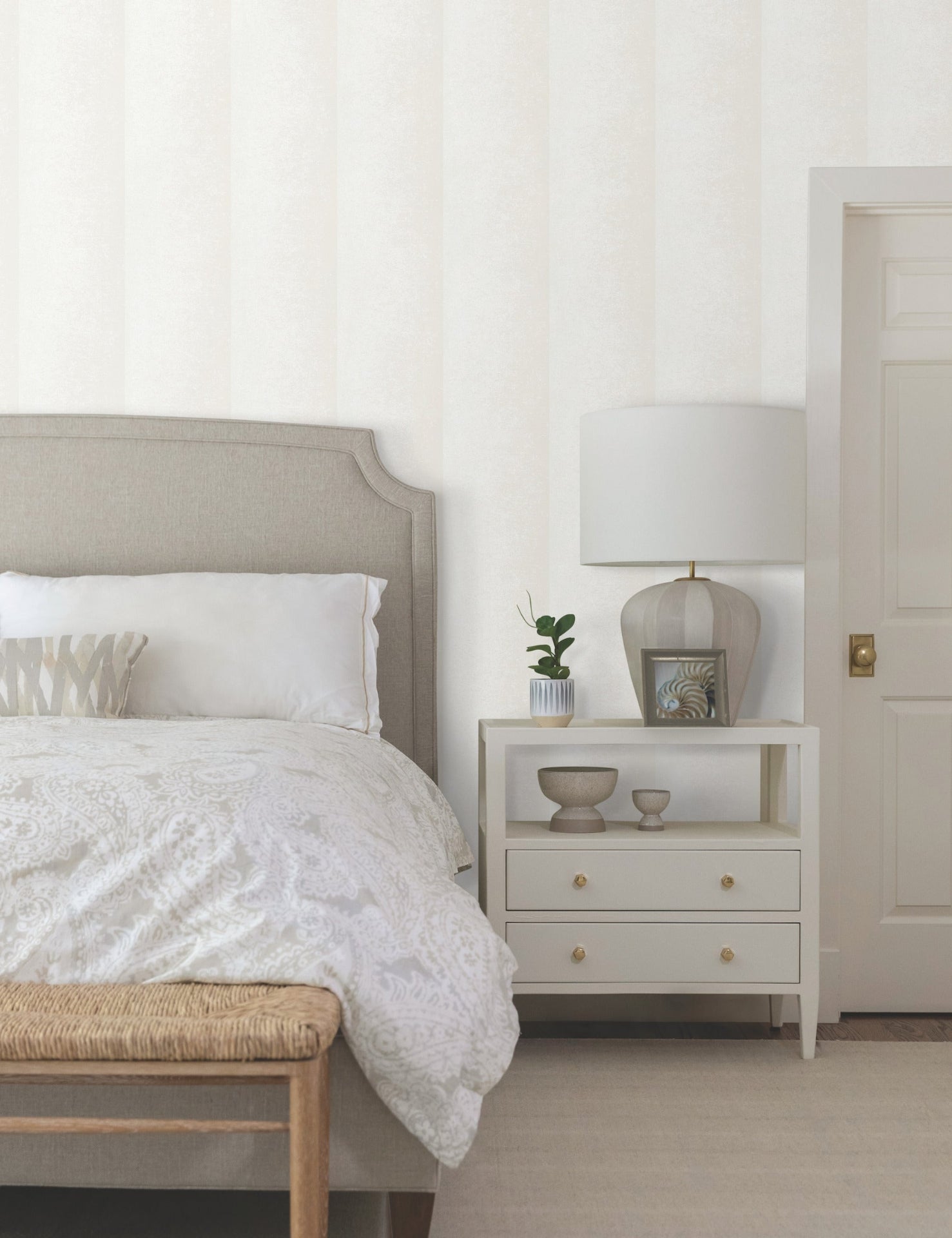 particle-stripe-wallpaper-pearl-york-wallcoverings-nt6165