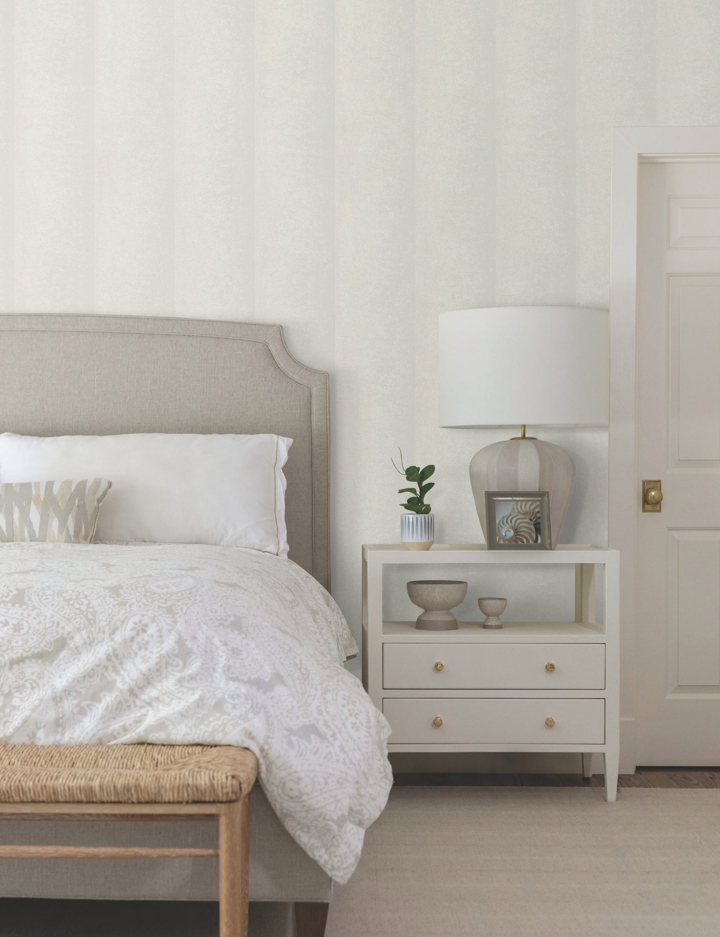 particle-stripe-wallpaper-taupe-york-wallcoverings-nt6161