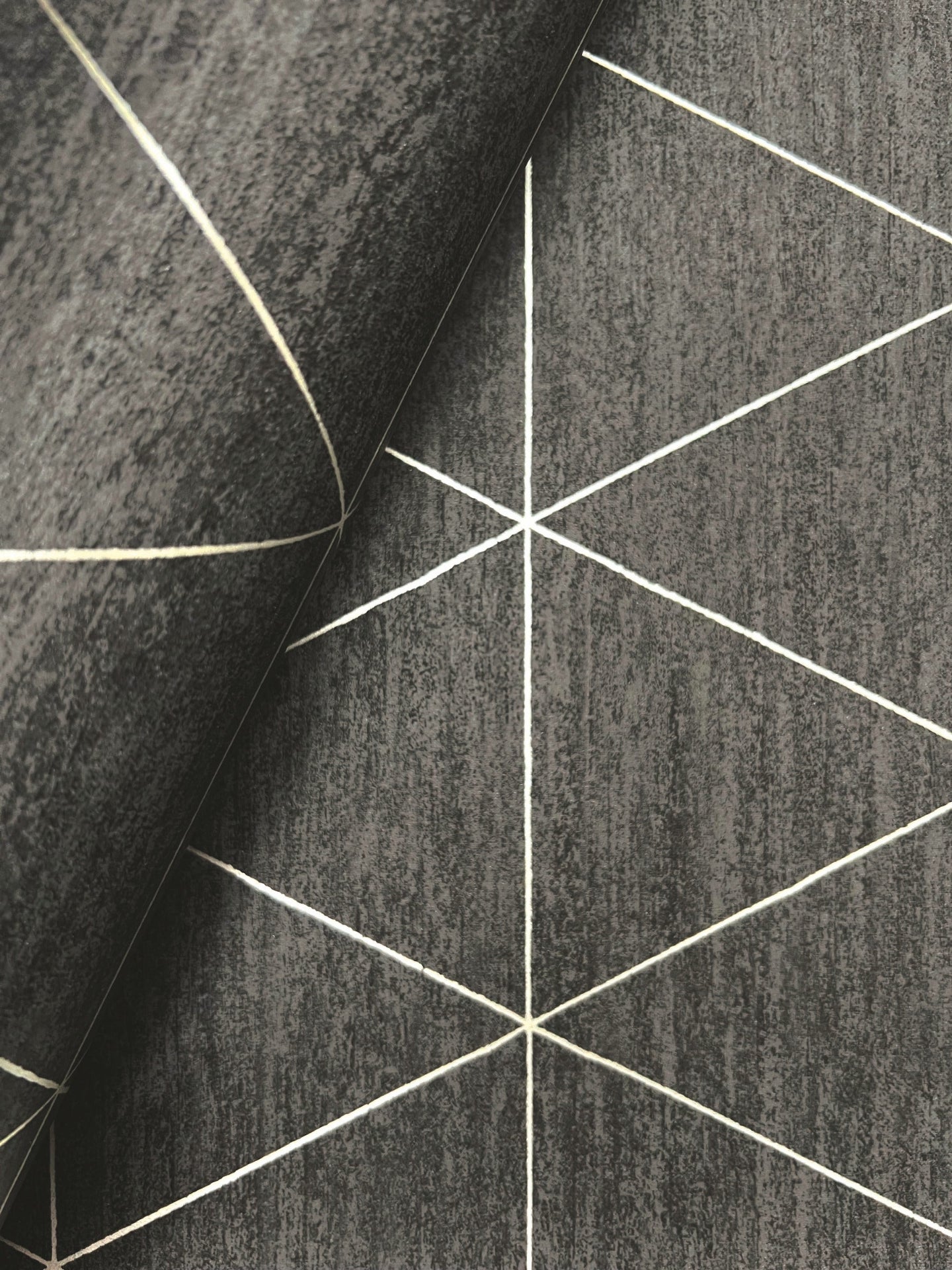 ridge-wallpaper-midnight-york-wallcoverings-om3613