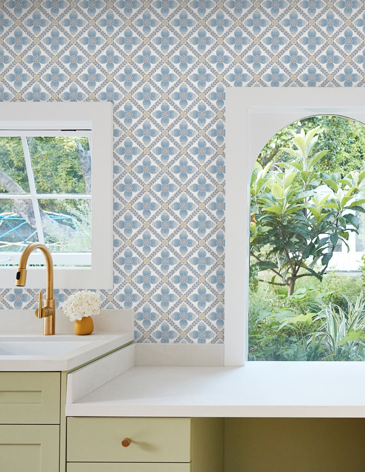 mimi-premium-peel-stick-wallpaper-blue-york-wallcoverings-psw1583rl