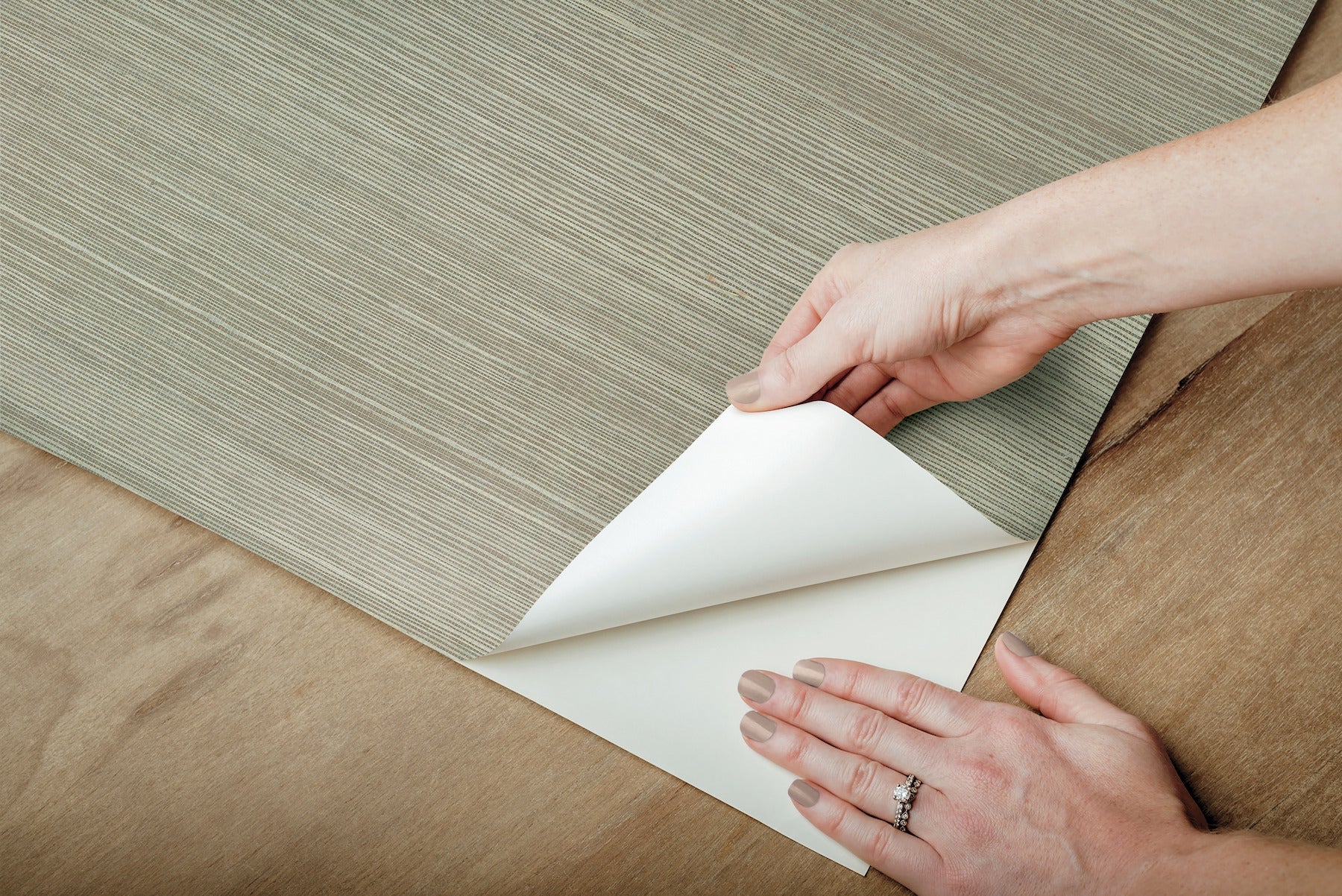 natural-grasscloth-peel-stick-wallpaper-pine-york-wallcoverings-psw1594rl