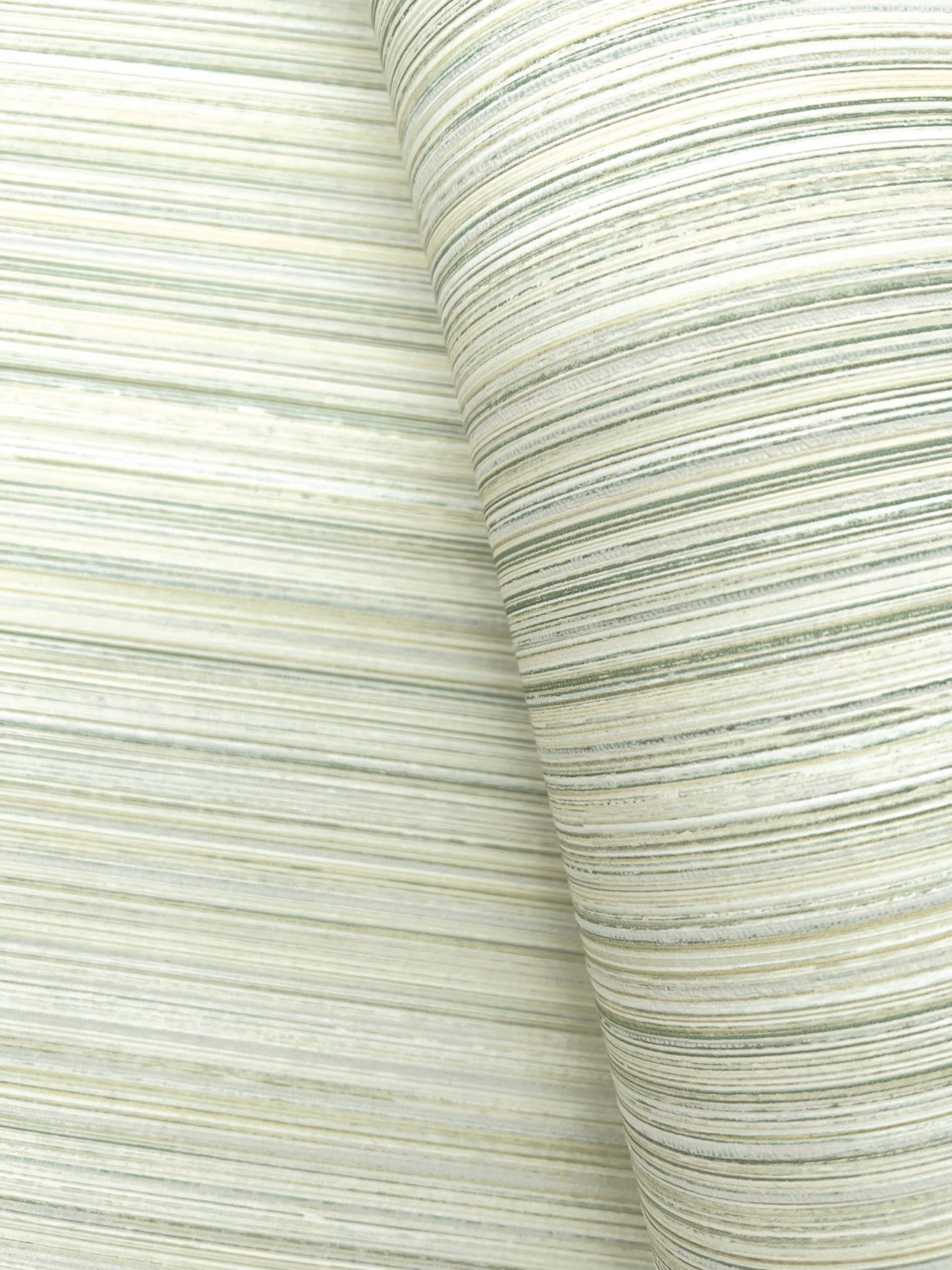 alignment-wallpaper-grass-york-wallcoverings-fm1071