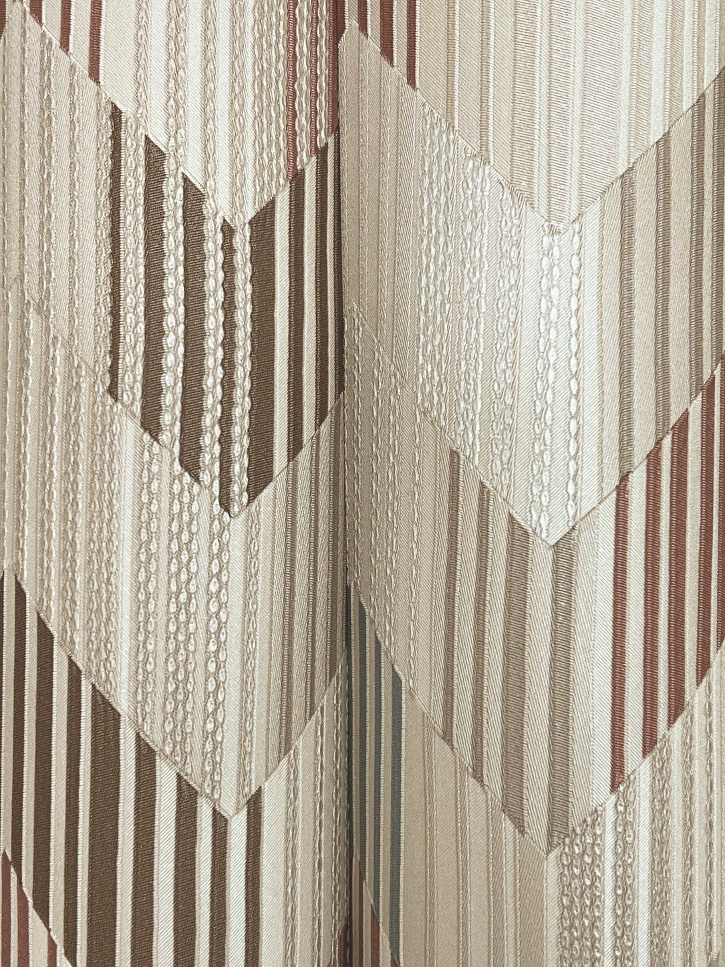 betulle-wallpaper-multicolor-york-wallcoverings-mi10524