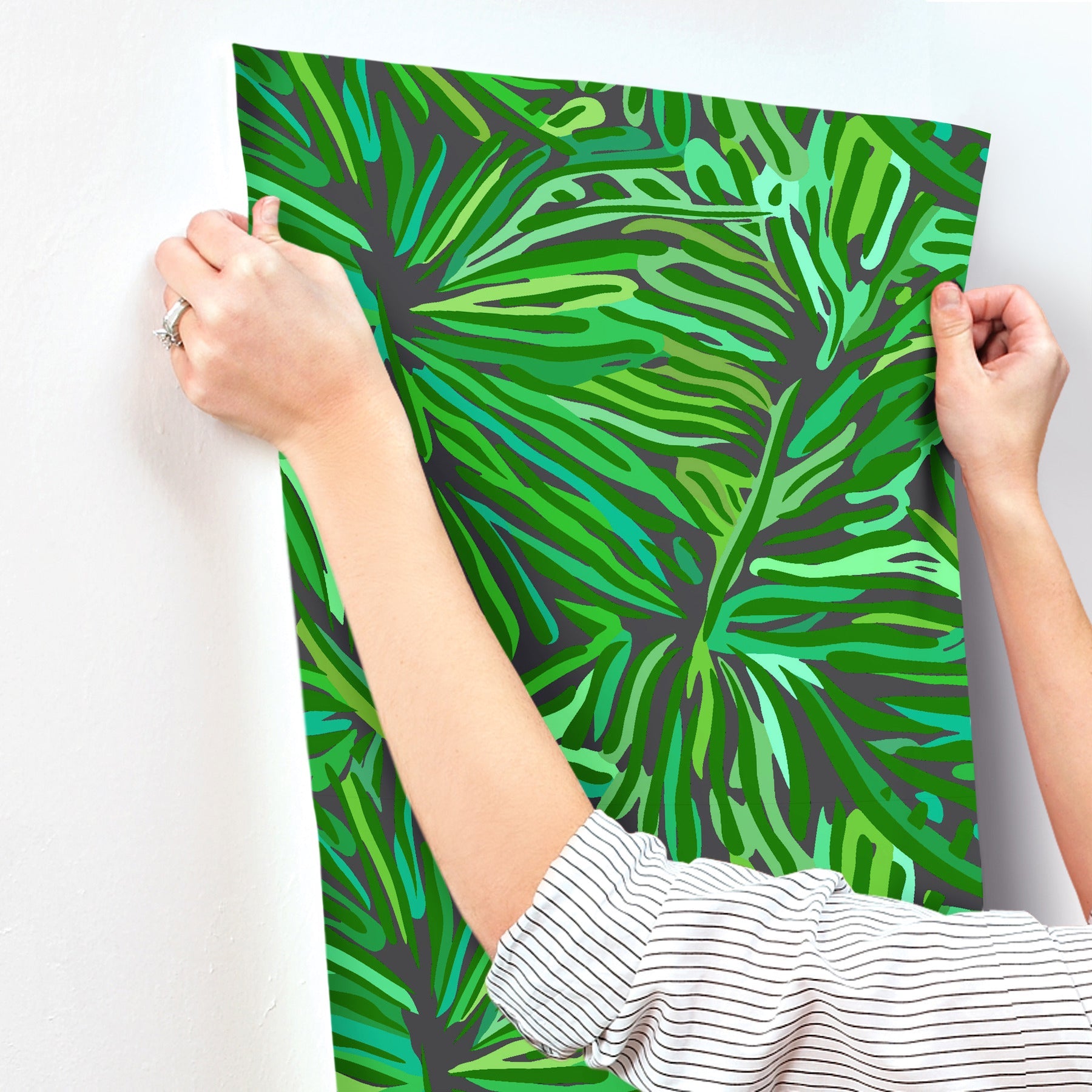 flora-wallpaper-green-york-wallcoverings-mi10577