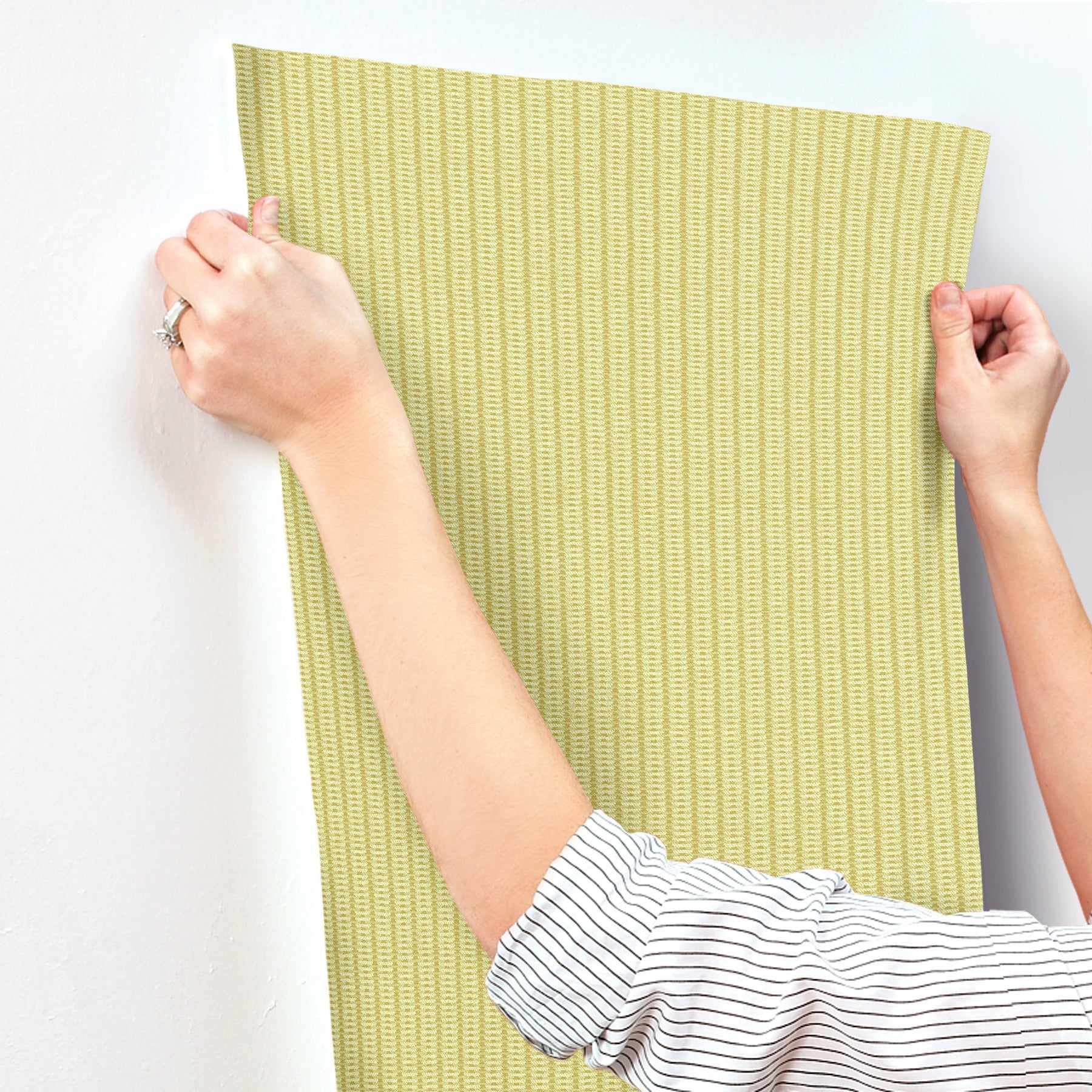 mozart-wallpaper-yellow-york-wallcoverings-mi10544