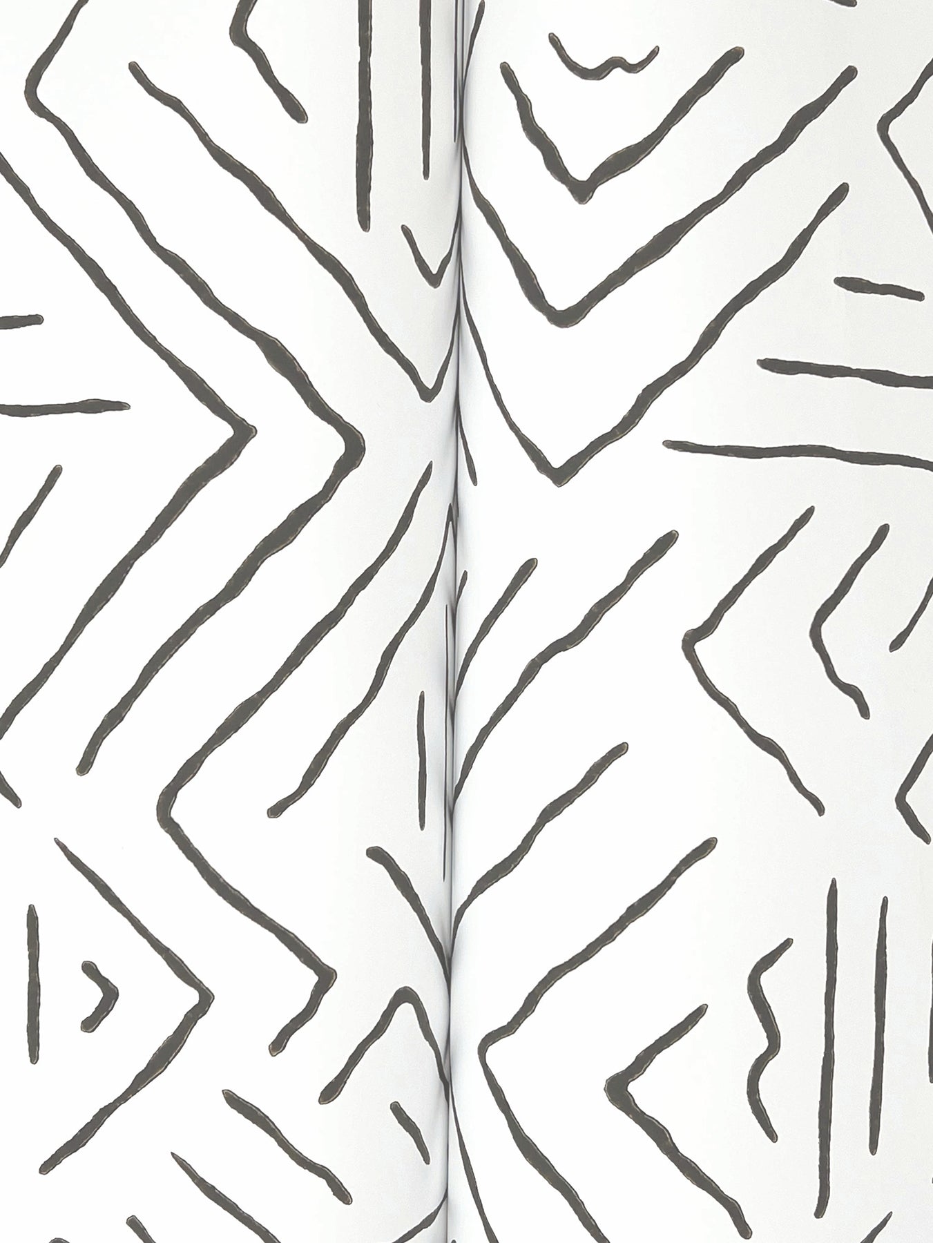 sirih-black-york-wallcoverings-ab3081