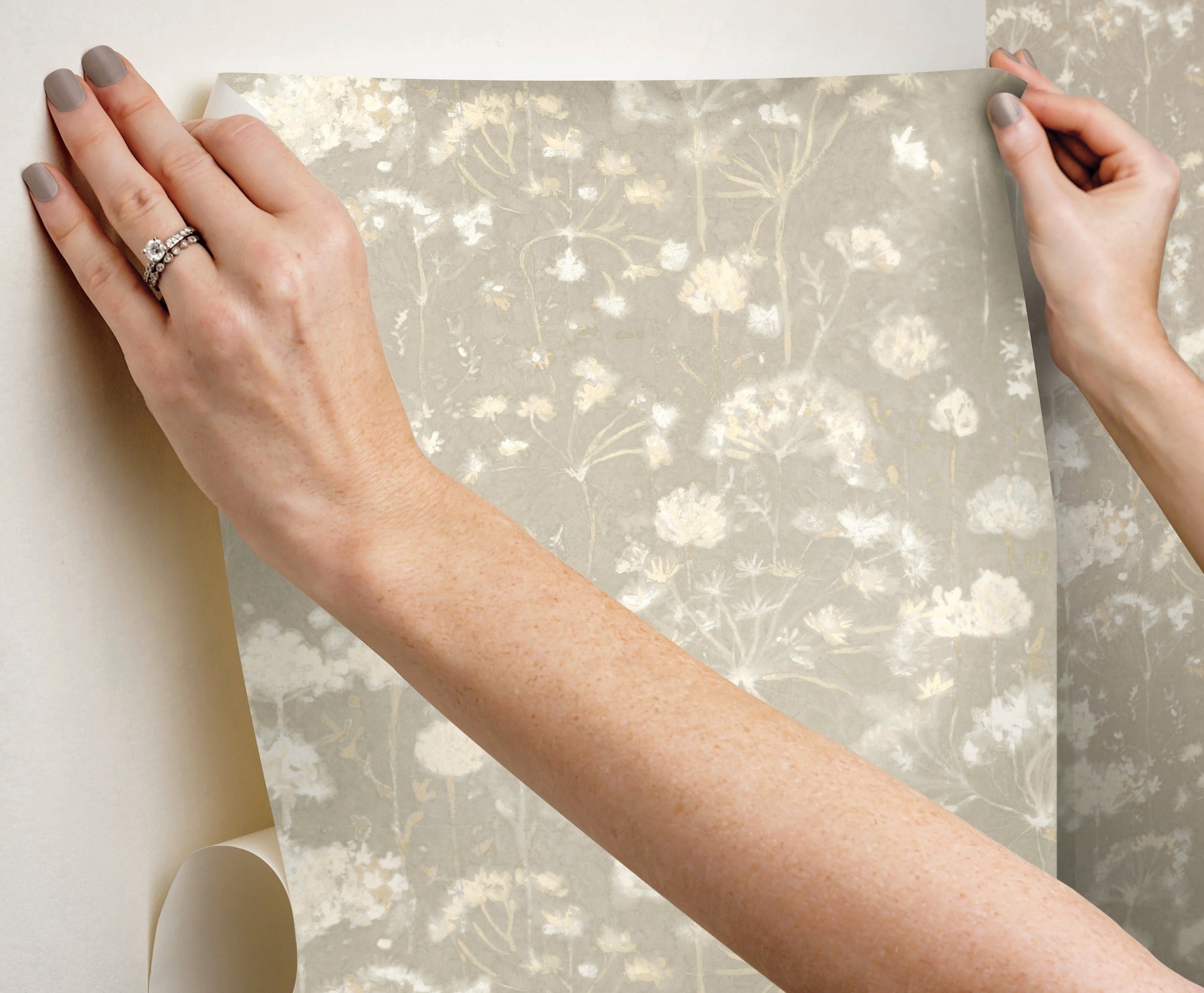 botanical-fantasy-premium-peel-stick-wallpaper-soft-taupe-york-wallcoverings-psw1605rl