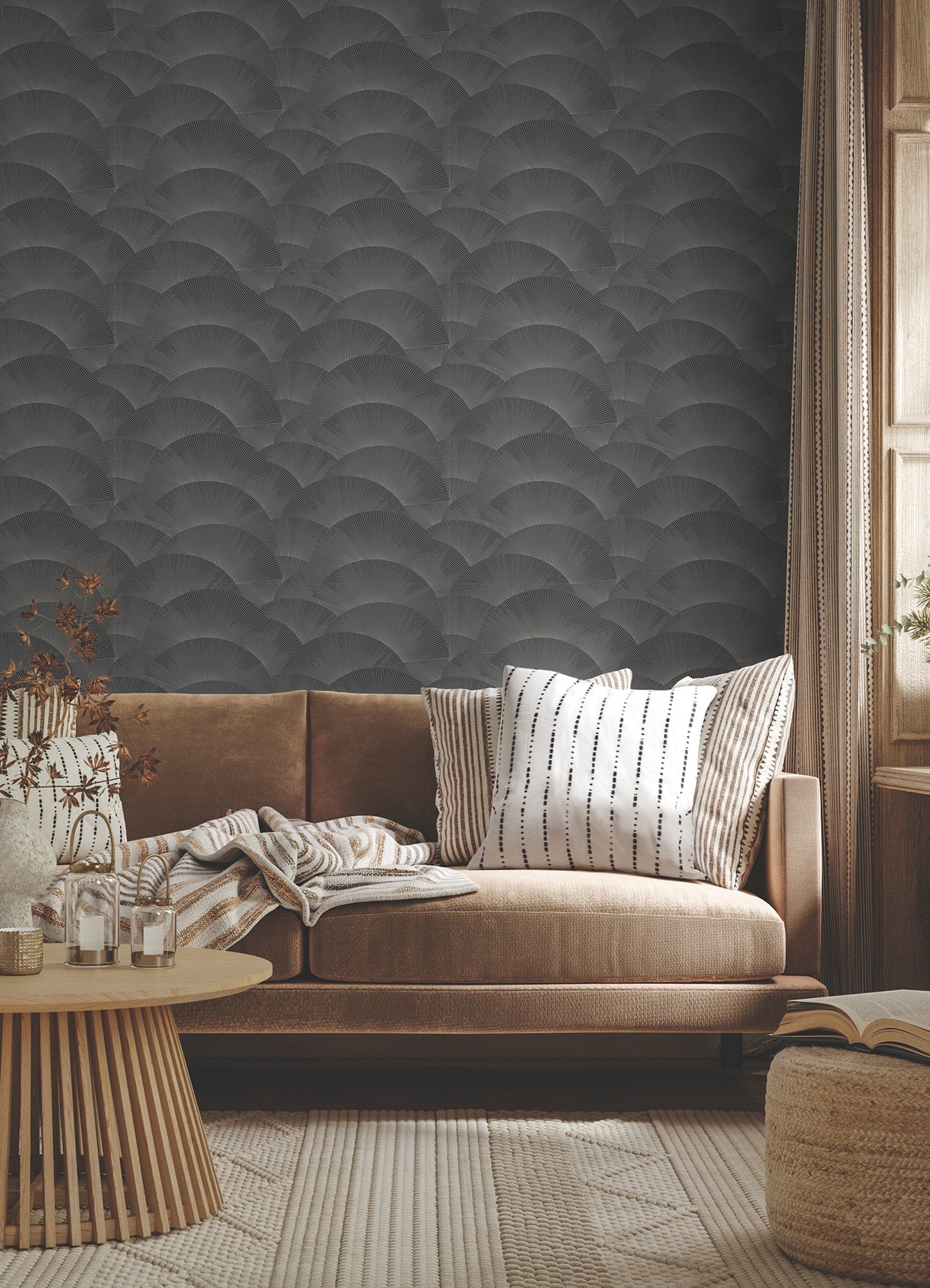 morning-shell-wallpaper-black-grey-york-wallcoverings-za8022