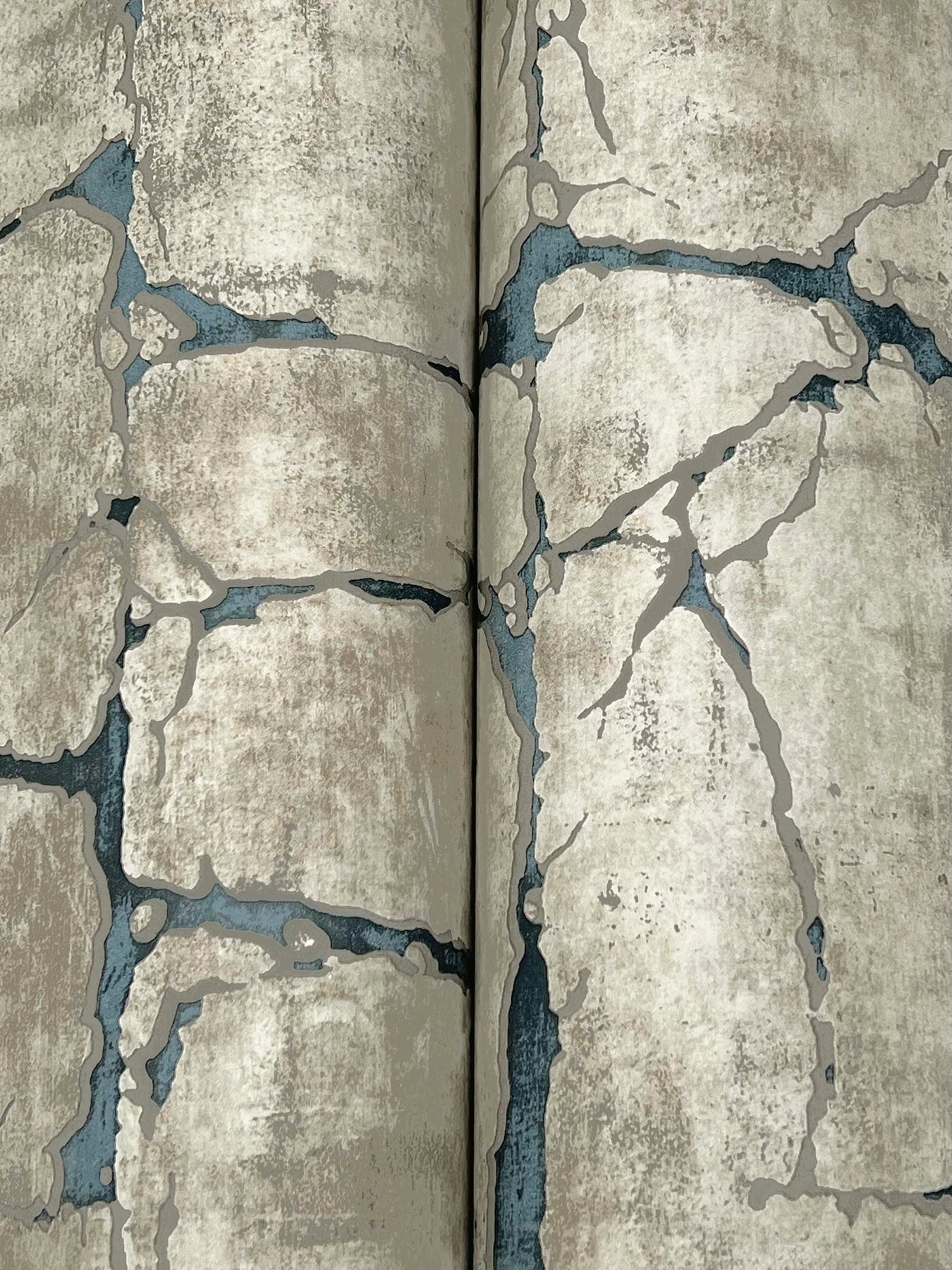mojave-wallpaper-navy-york-wallcoverings-gn2582