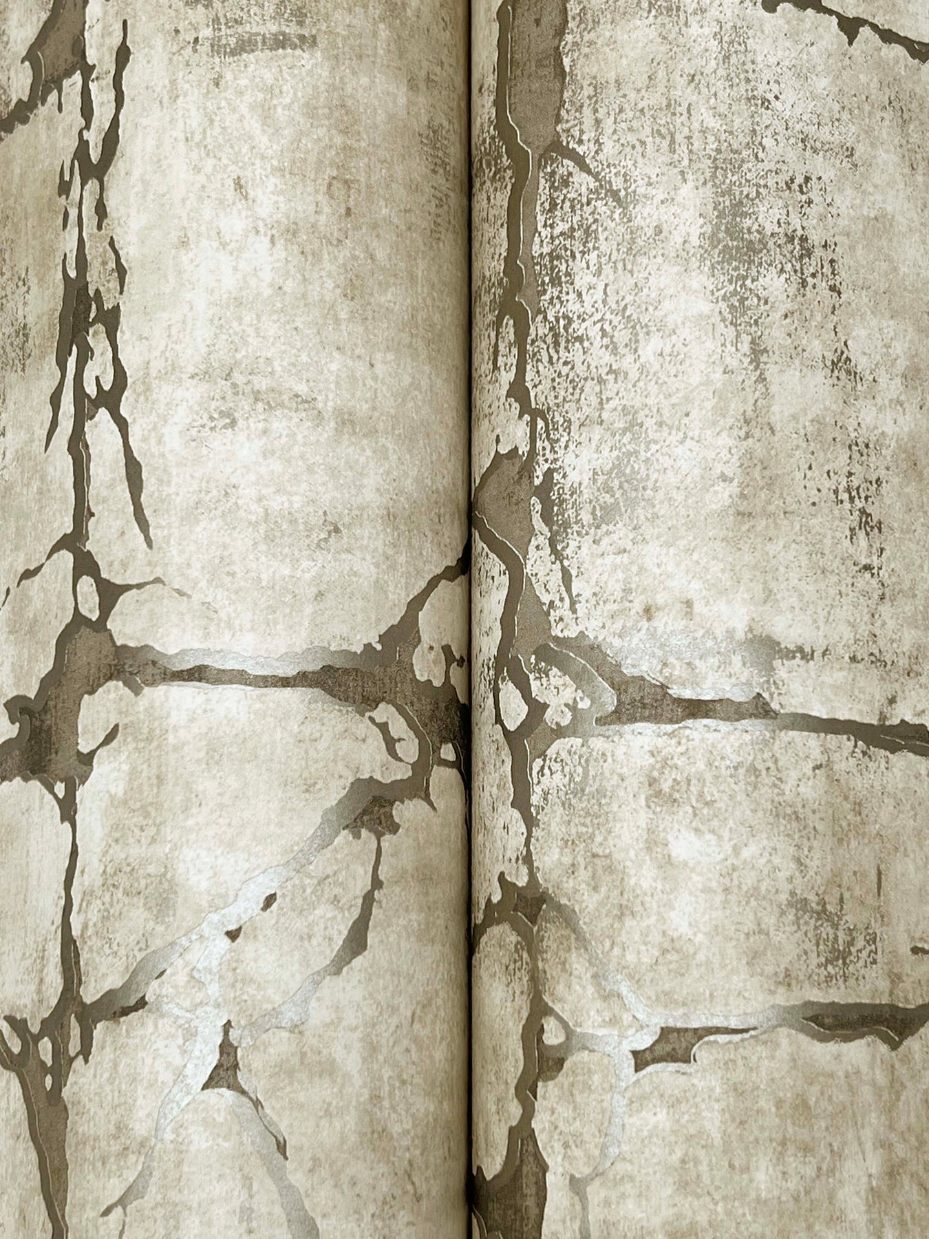 mojave-wallpaper-taupe-york-wallcoverings-gn2581