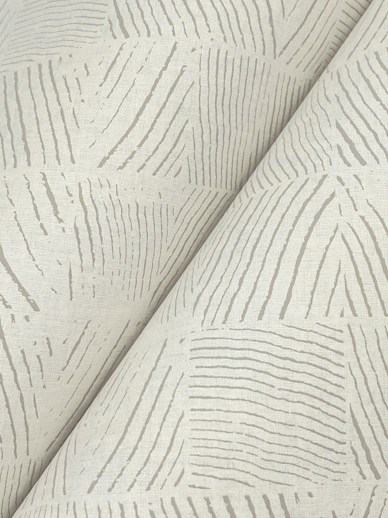 woodcut-wallpaper-grey-white-york-wallcoverings-gn2622