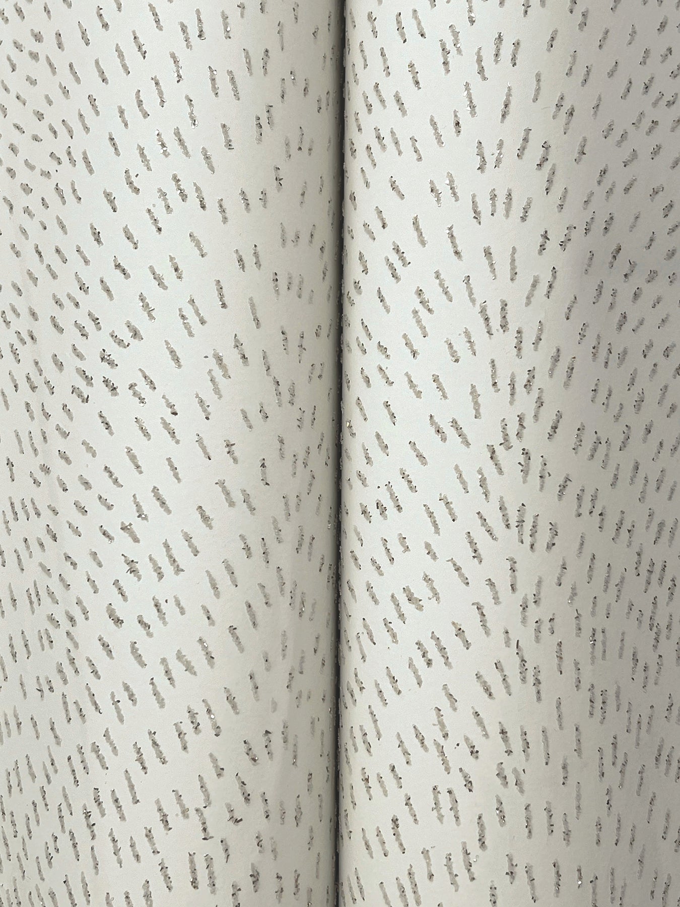 dew-drop-wallpaper-grey-york-wallcoverings-gn2591