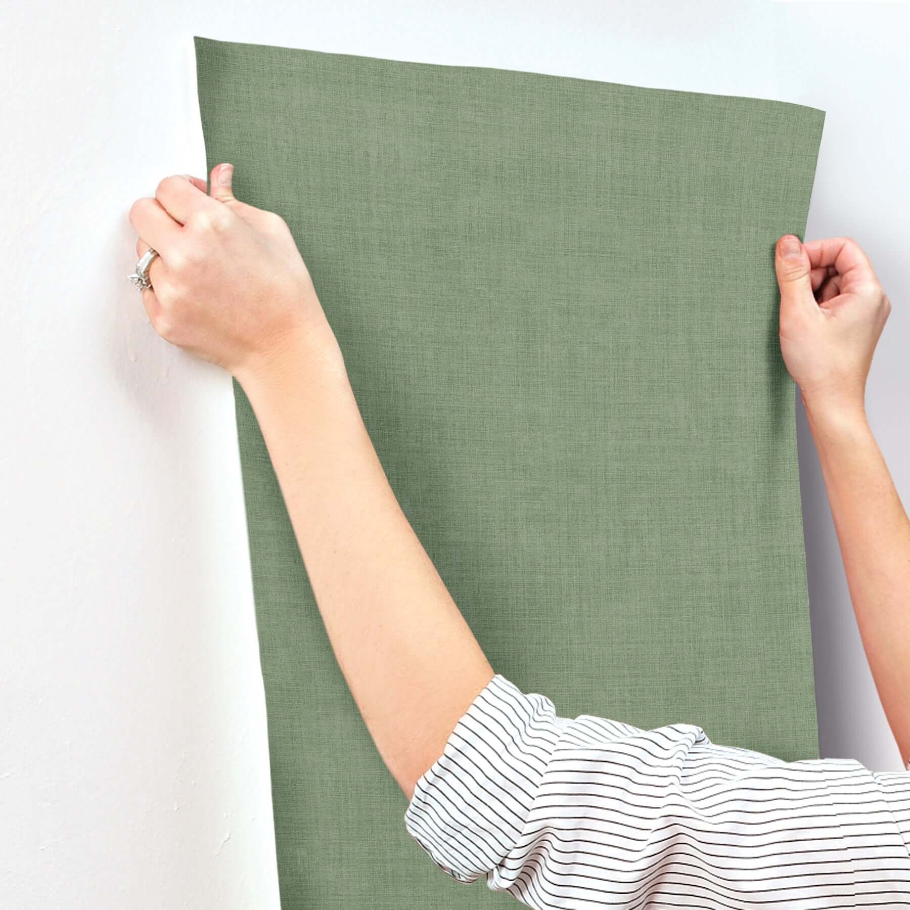 vava-smaragd-dark-green-wallpaper-york-wallcoverings-mb16040 - York Wallcoverings Wallpaper