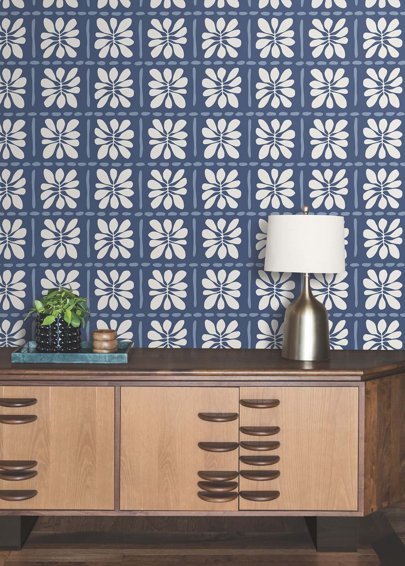 mimosa-fleur-ultramarine-wallpaper-york-wallcoverings-zm2807 - York Wallcoverings Wallpaper