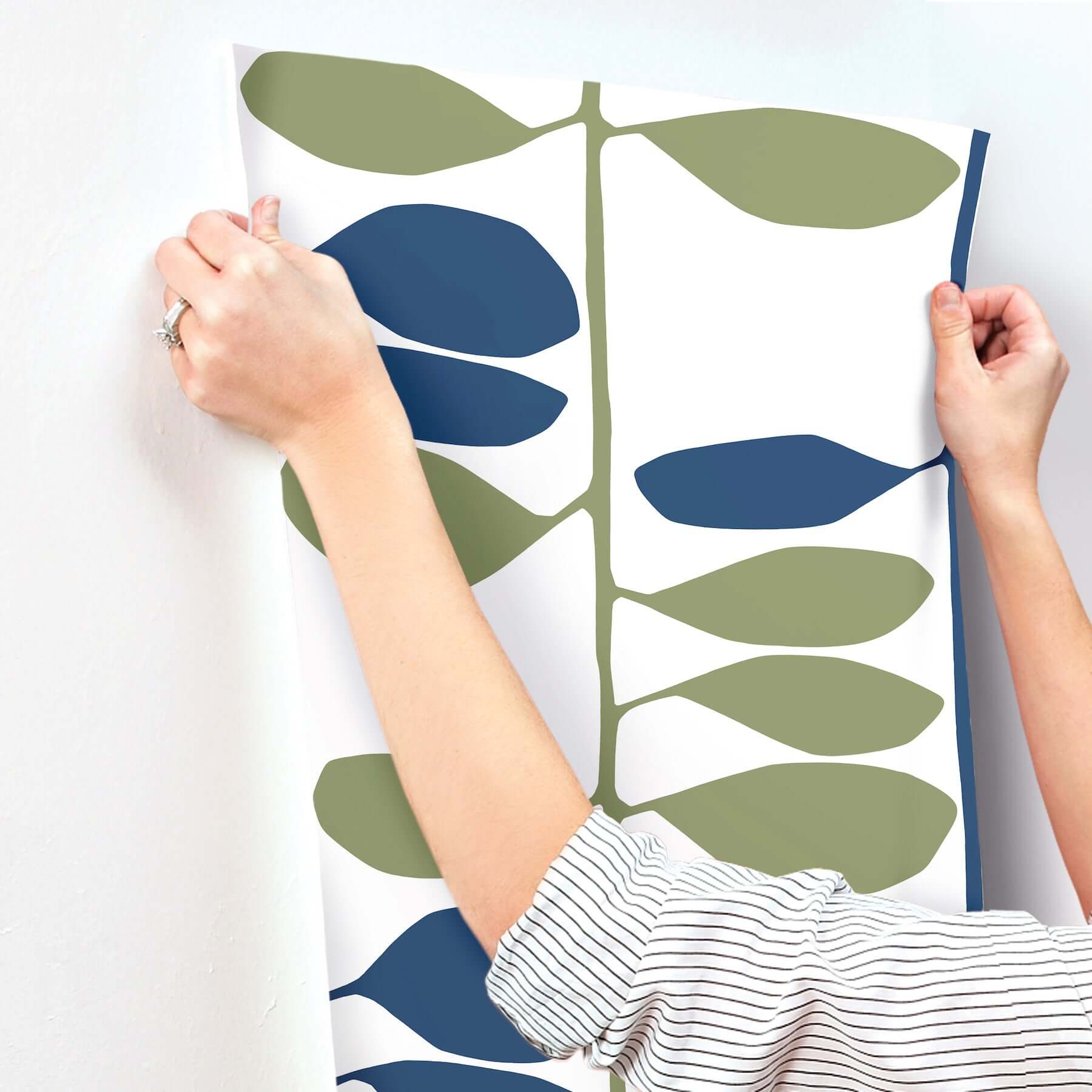 sculpted-vines-alpine-ultramarine-wallpaper-york-wallcoverings-zm2801 - York Wallcoverings Wallpaper