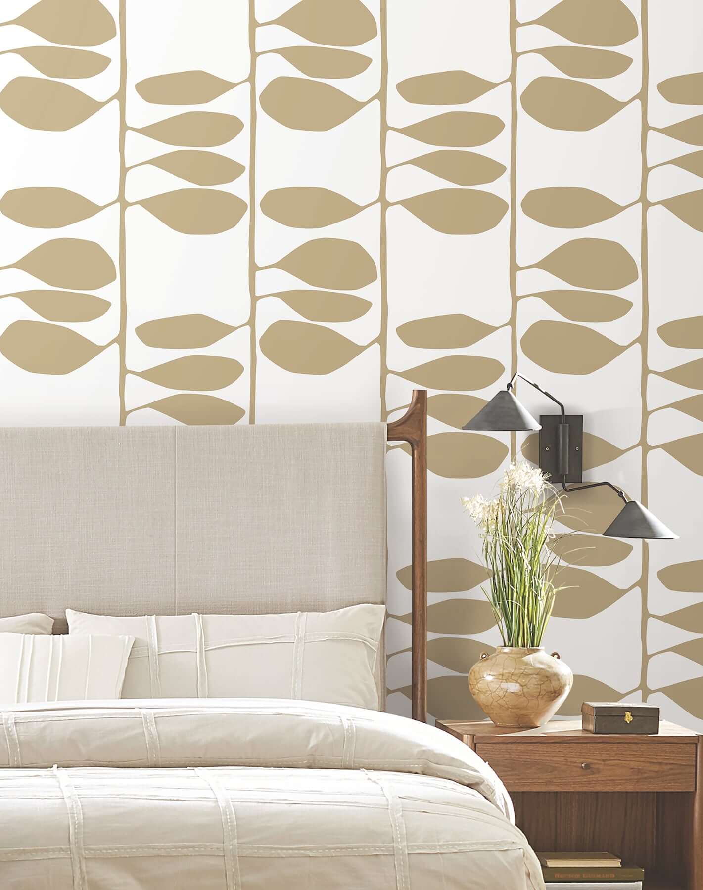 sculpted-vines-gold-wallpaper-york-wallcoverings-zm2803 - York Wallcoverings Wallpaper