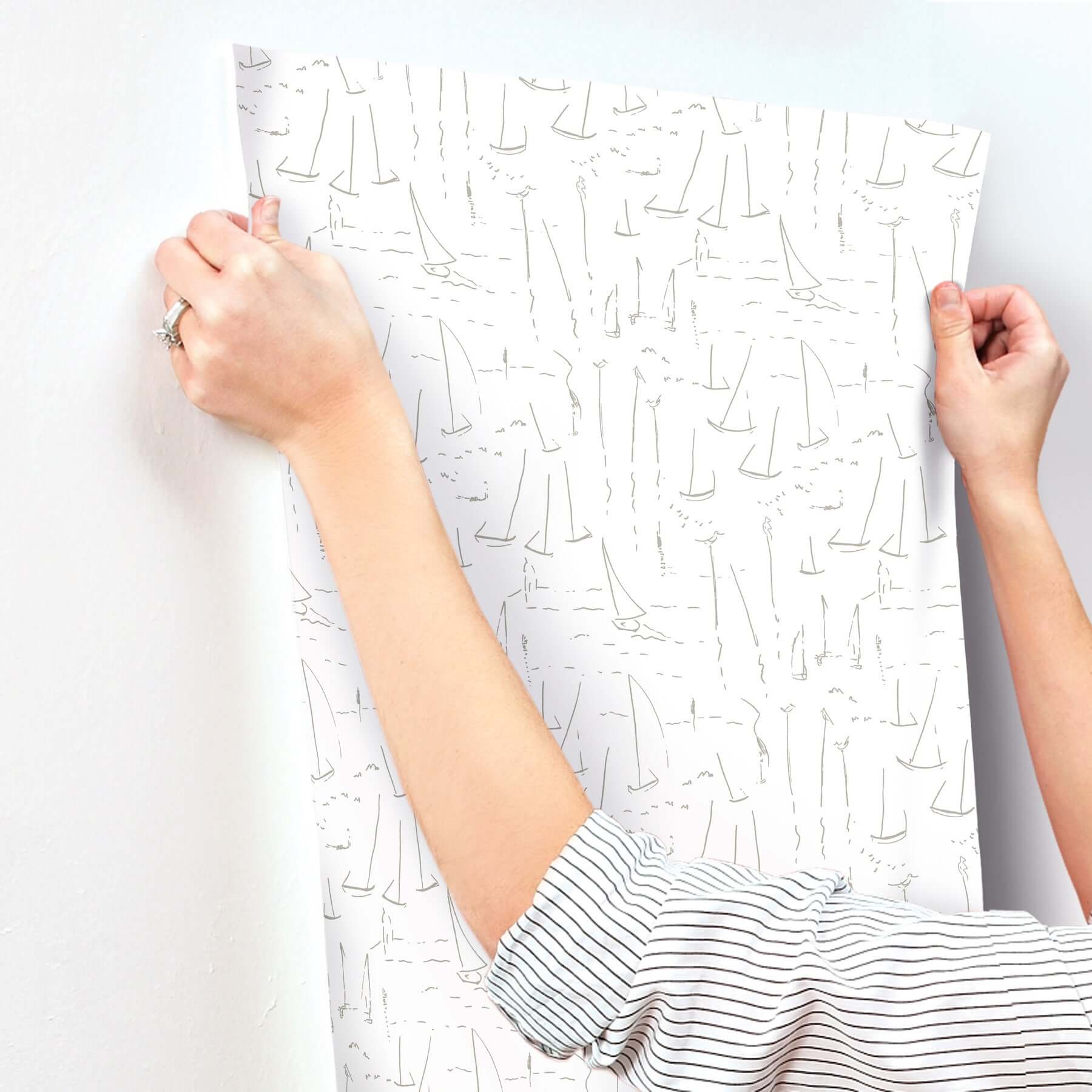 vermillion-coast-silver-wallpaper-york-wallcoverings-zm2844 - York Wallcoverings Wallpaper