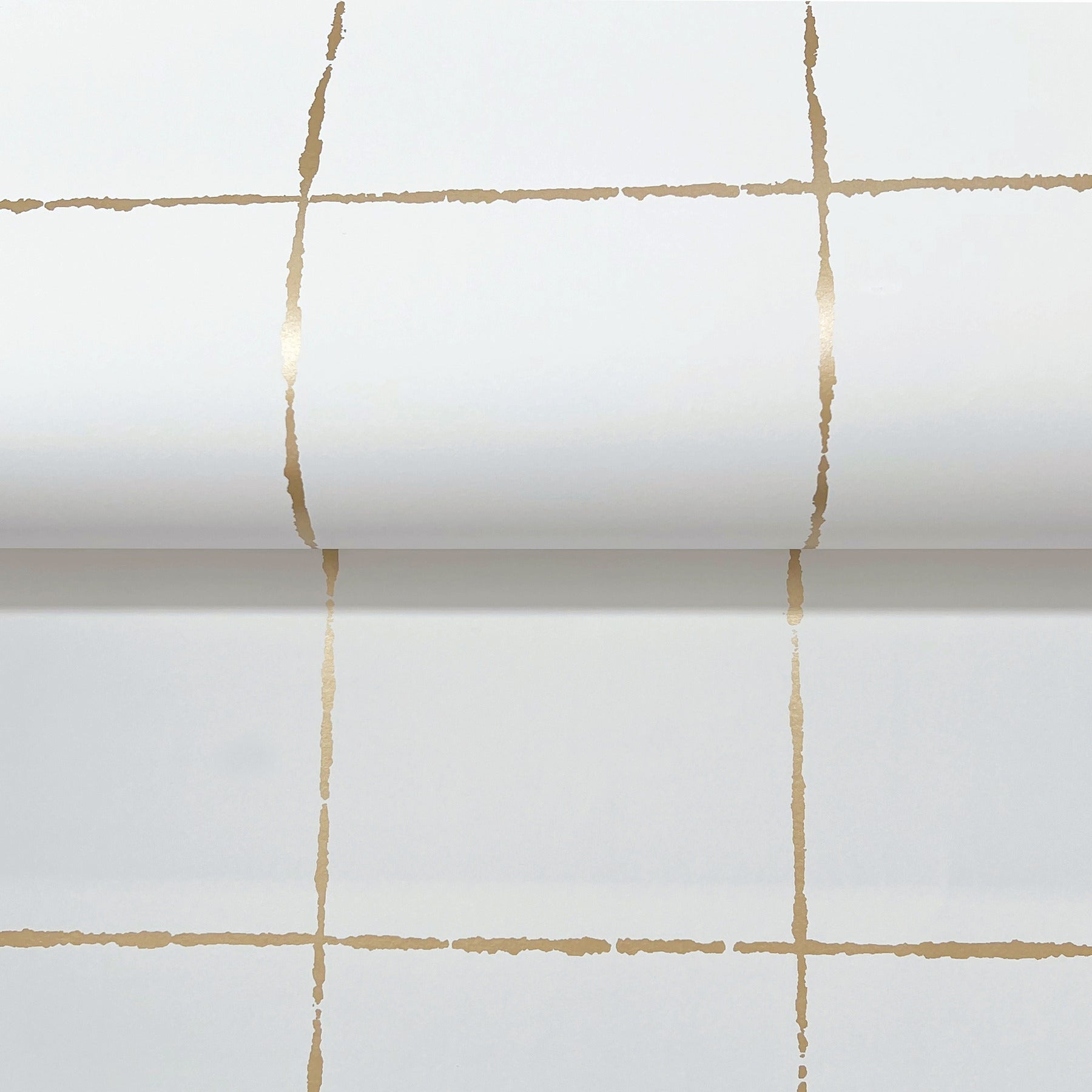 la-vitre-plaid-wallpaper-gold-york-wallcoverings-zm2853