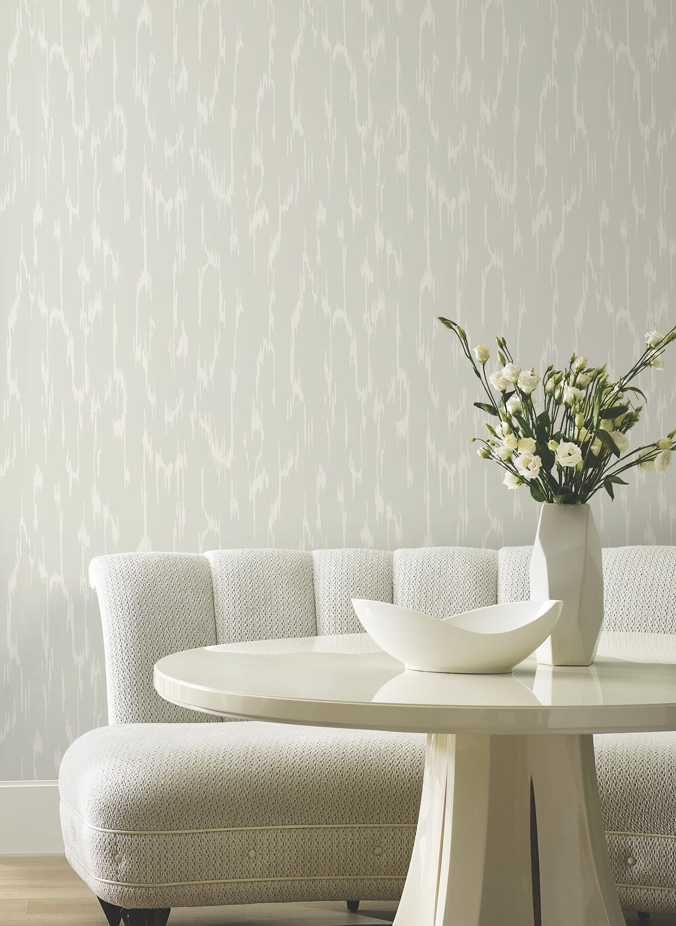 flowing-wallpaper-light-grey-york-wallcoverings-df3361