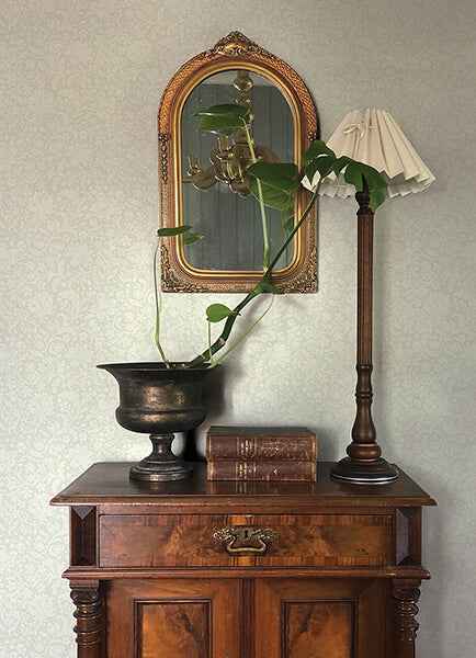 Hague Ivory Floral Trail Wallpaper - York Wallcoverings - 4173-27629 - York Wallcoverings Wallpaper