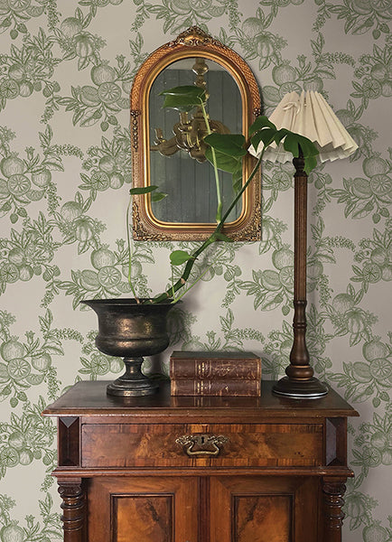 gerty-green-fruit-toile-wallpaper-york-wallcoverings-4173-27636