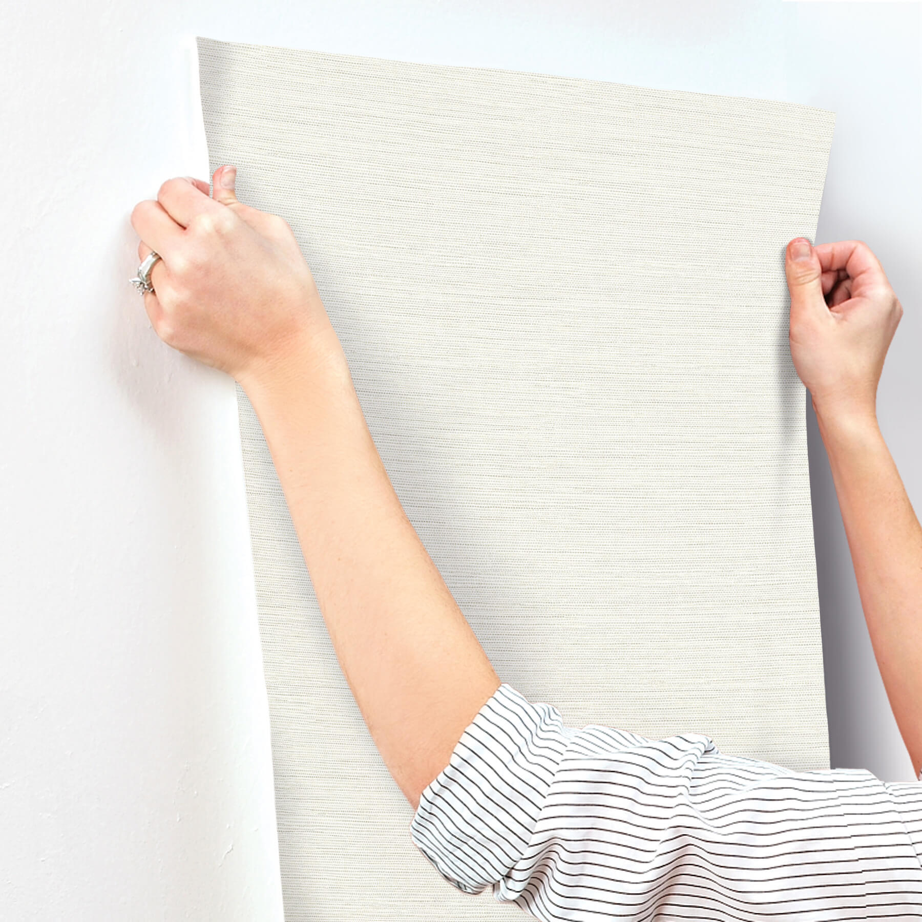 agave-light-grey-faux-grasscloth-wallpaper-york-wallcoverings-4169-24281 - York Wallcoverings Wallpaper