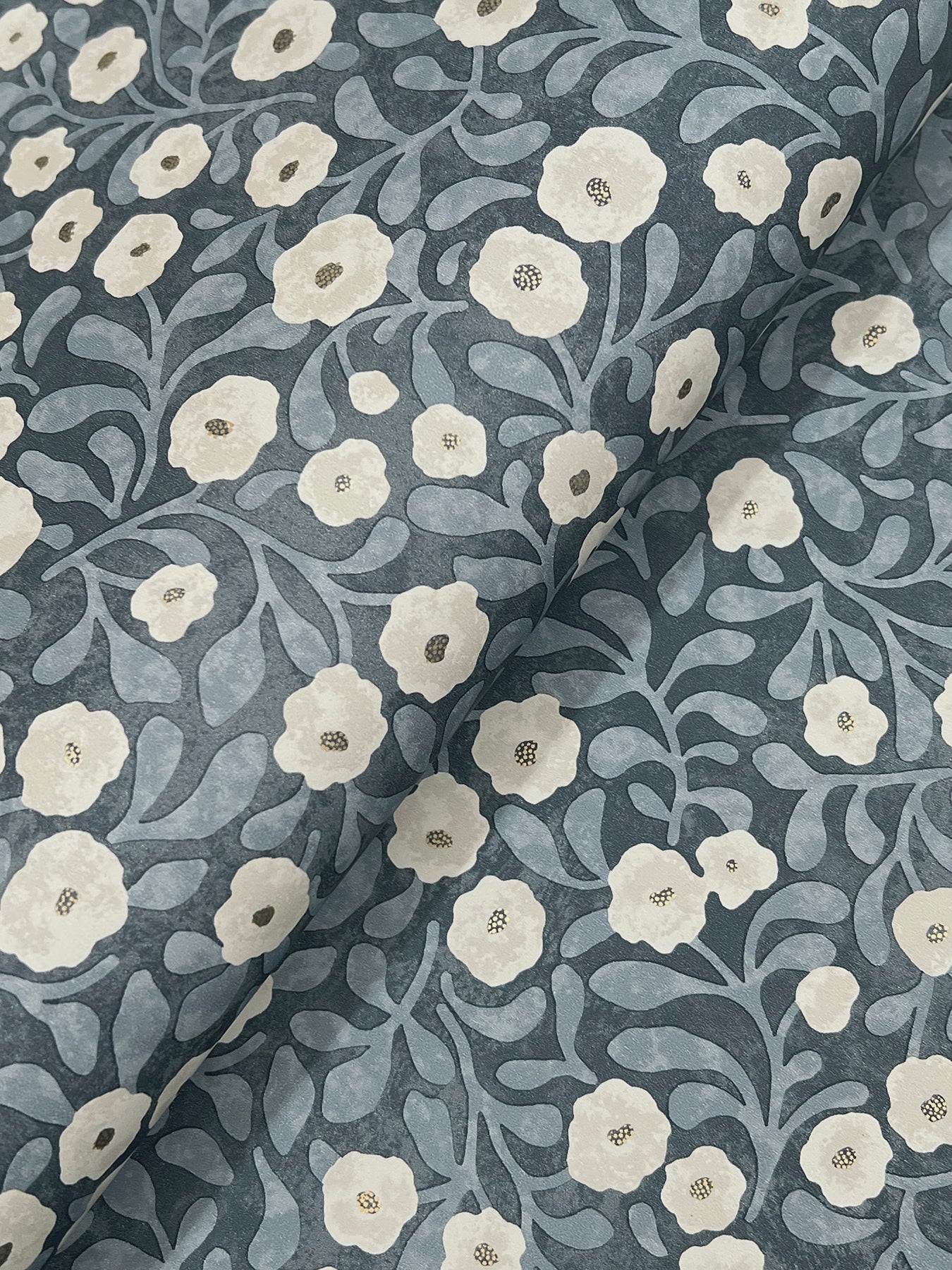 poppy-trail-dark-blue-floral-wallpaper-york-wallcoverings-4169-83135