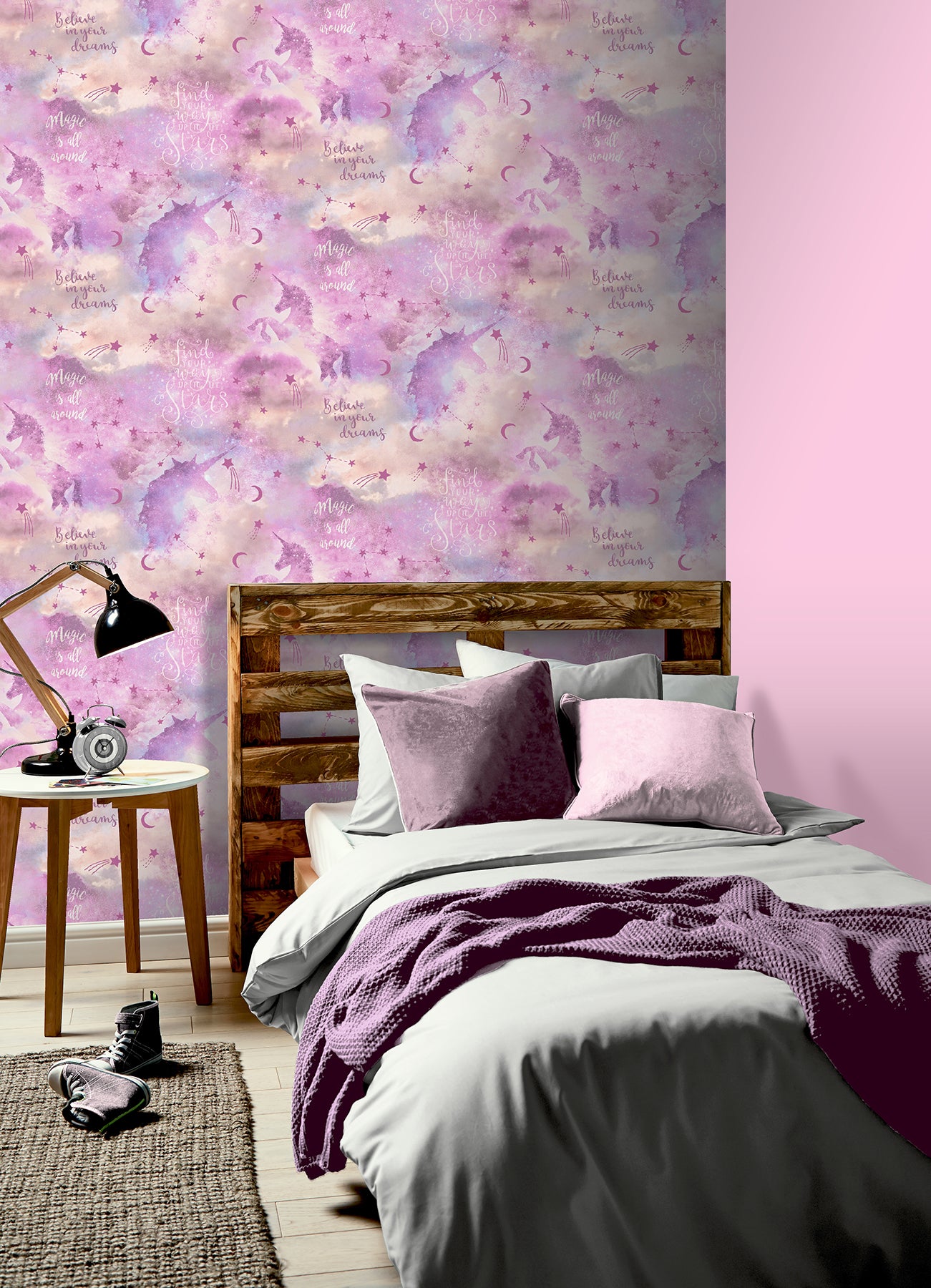 xena-pink-galaxy-unicorn-wallpaper-york-wallcoverings-ah292901 - York Wallcoverings Papel pintado