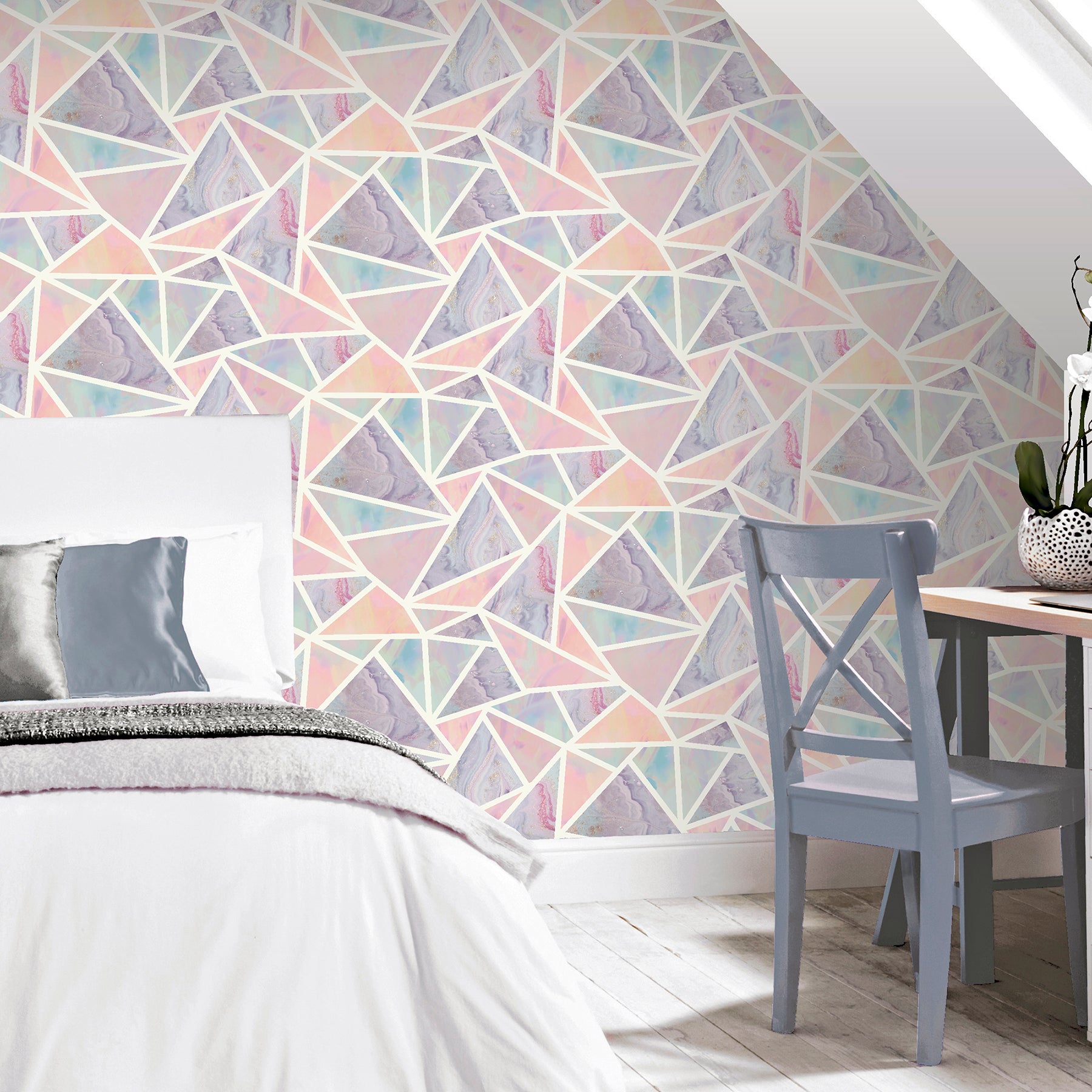 lizzie-pastel-triangles-wallpaper-york-wallcoverings-ah296002 - York Wallcoverings Papel pintado