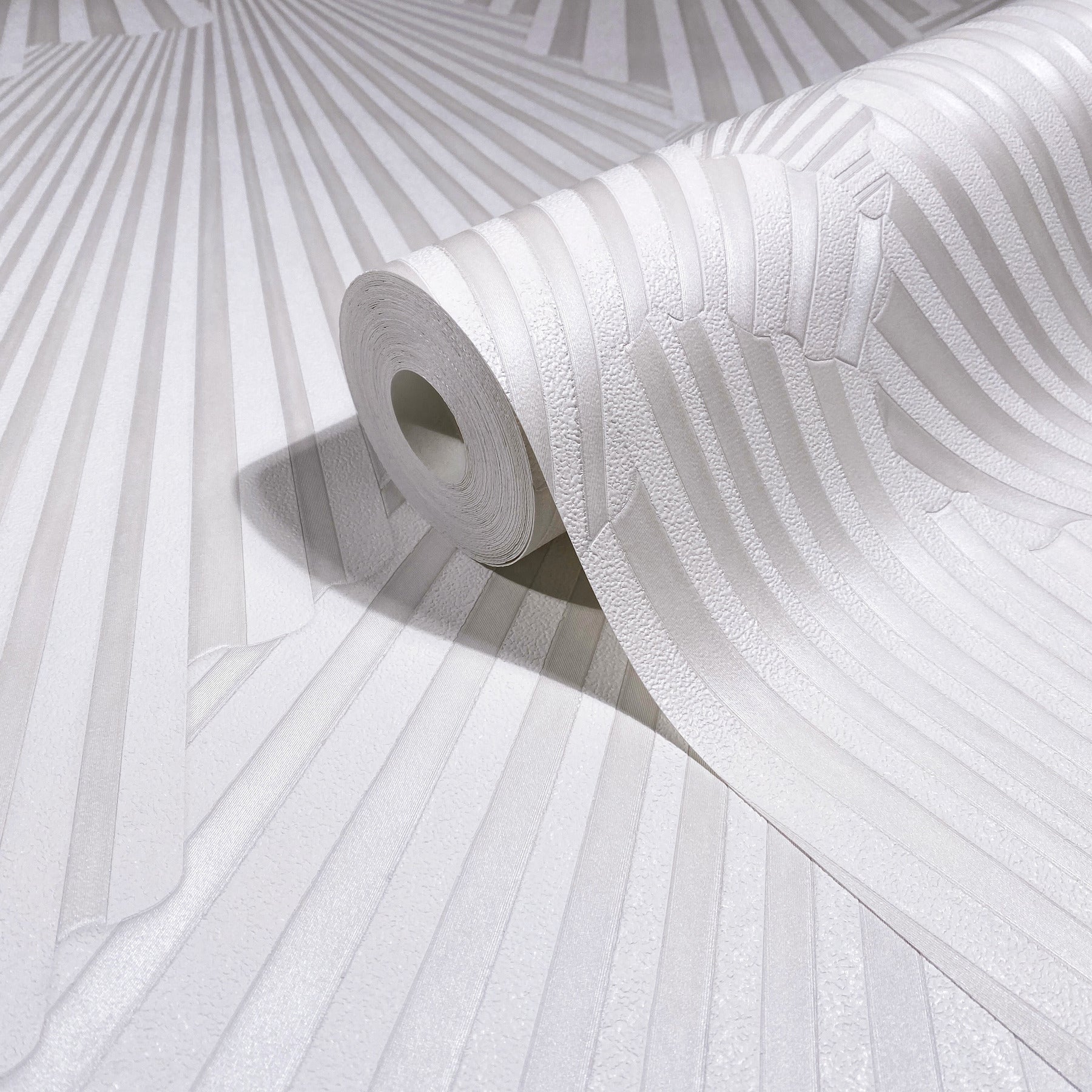 lumiere-white-deco-geo-wallpaper-york-wallcoverings-ma35845