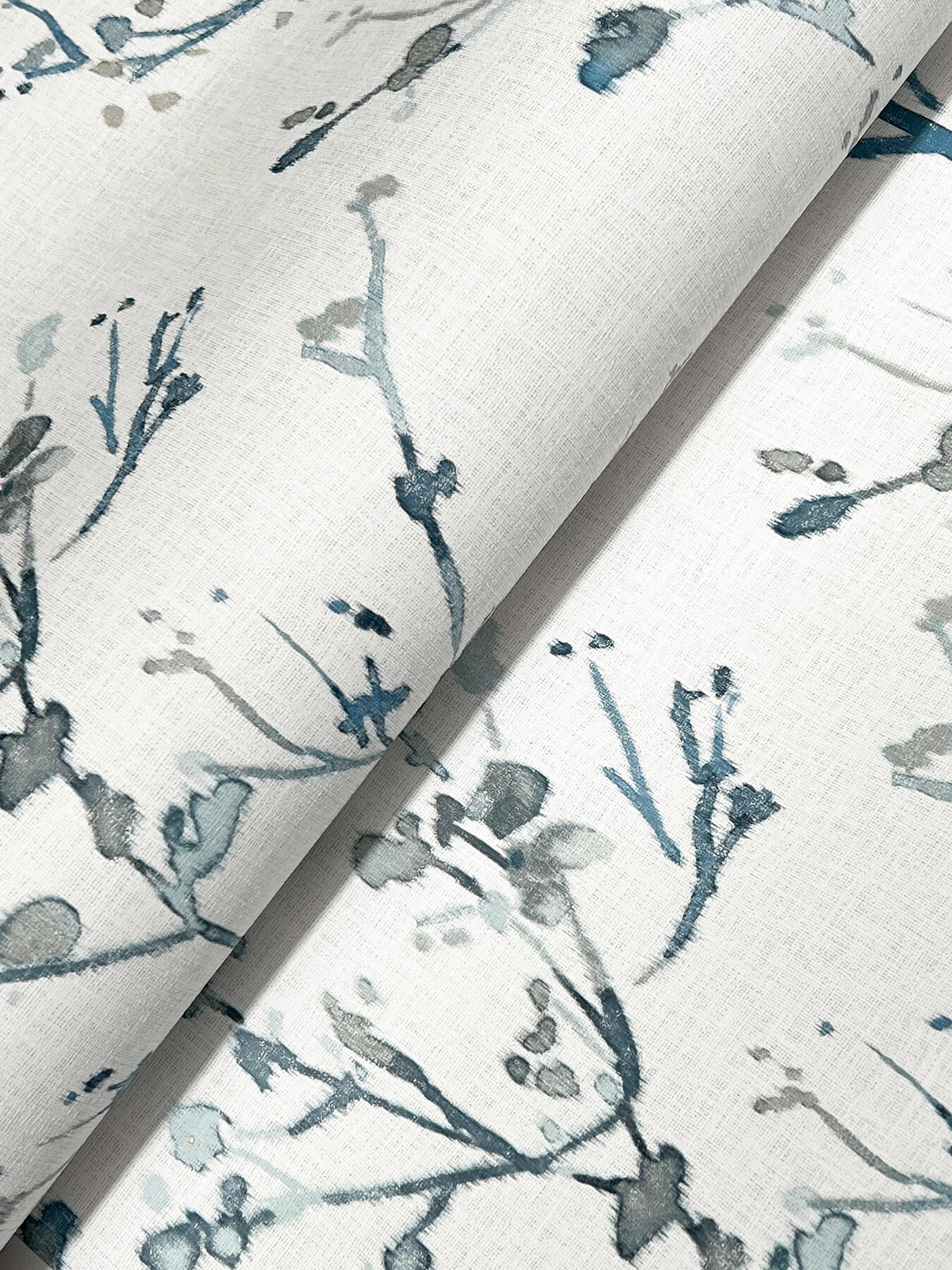 silverling-blue-budding-branches-wallpaper-york-wallcoverings-4177-27721 - York Wallcoverings Papel pintado