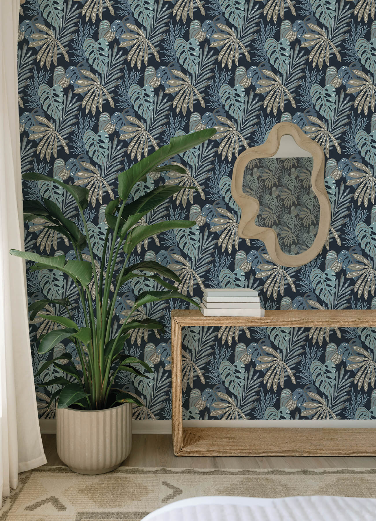 alocasia-blue-tropical-foliage-wallpaper-york-wallcoverings-4177-27735 - York Wallcoverings Papel pintado