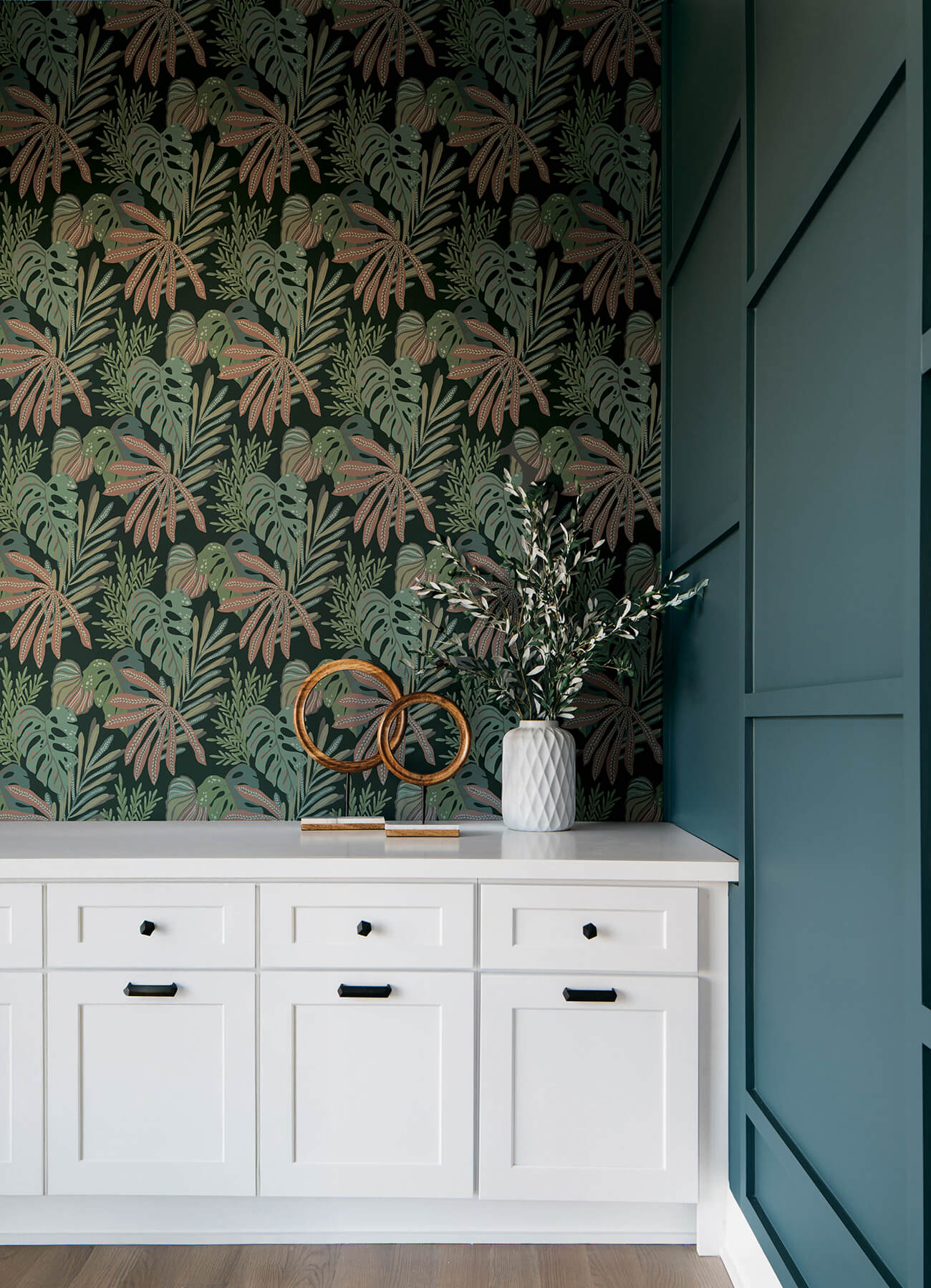 alocasia-multicolor-tropical-foliage-wallpaper-york-wallcoverings-4177-27737 - York Wallcoverings Papel pintado